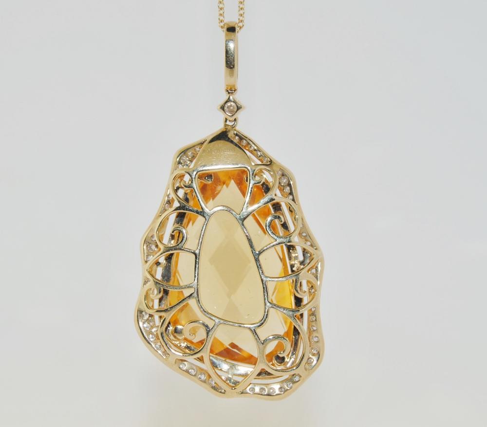 20.26 Carat Citrine and Diamond Pendant Necklace, 14 Karat Gold In New Condition For Sale In Los Angeles, CA