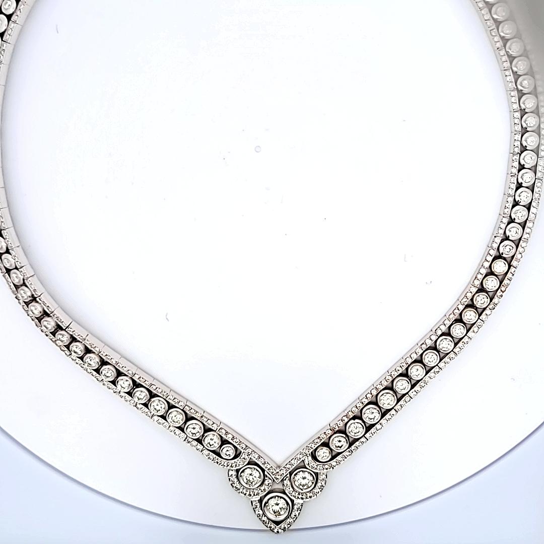 20,26 carati di diamante tondo Brilliante I VS1 Collana in platino Vintage in vendita 1