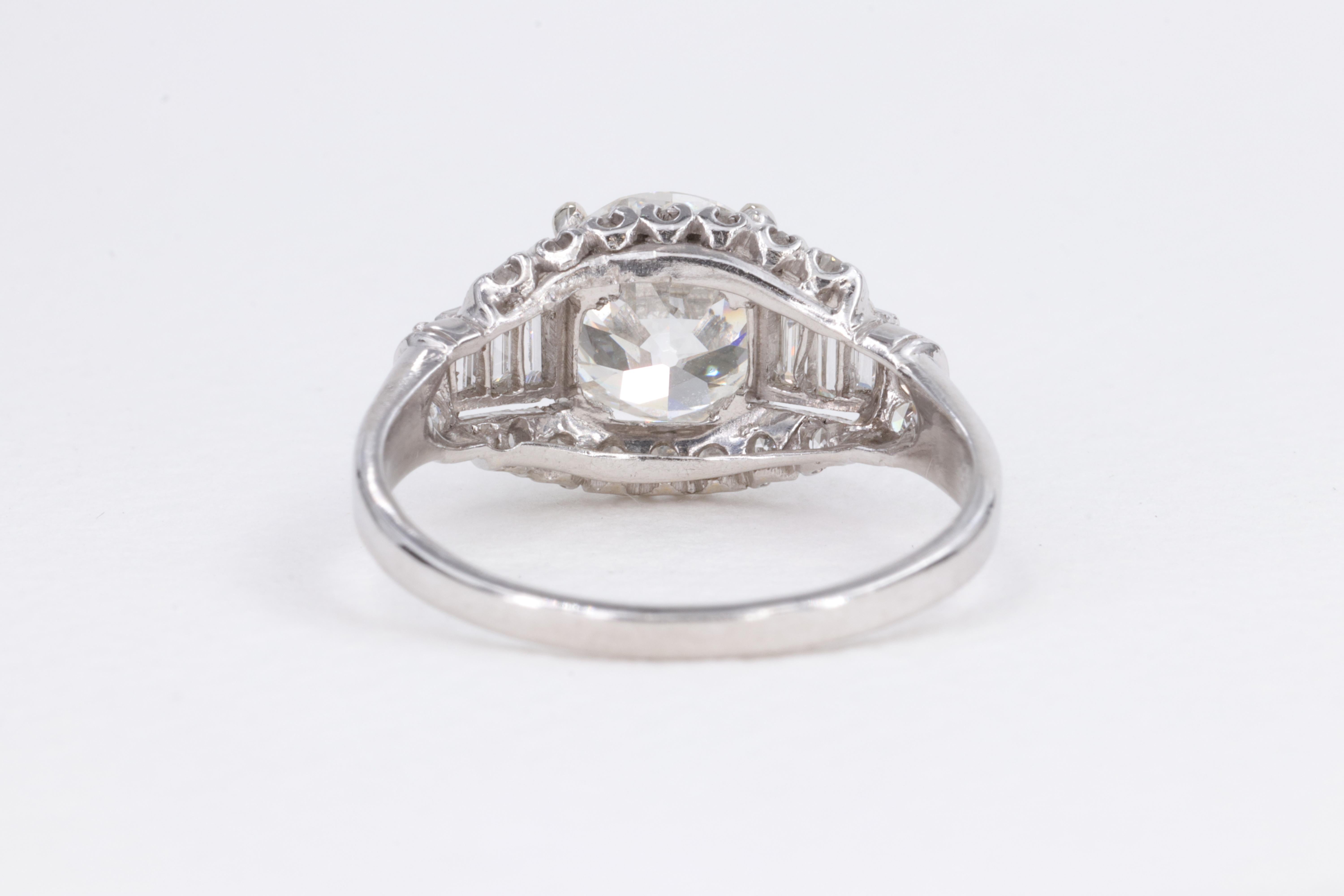 Bague de fiançailles en platine 2.02ct I VS1 Diamant taille européenne ancienne GIA en vente 4