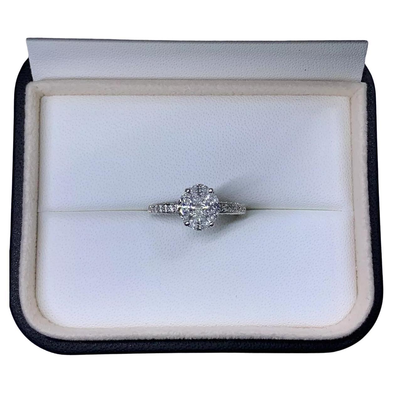 Verlobungsring mit 2,02 Karat Marquise- und Prinzessin-Diamant, unsichtbar gefasster Halo aus 18 Karat