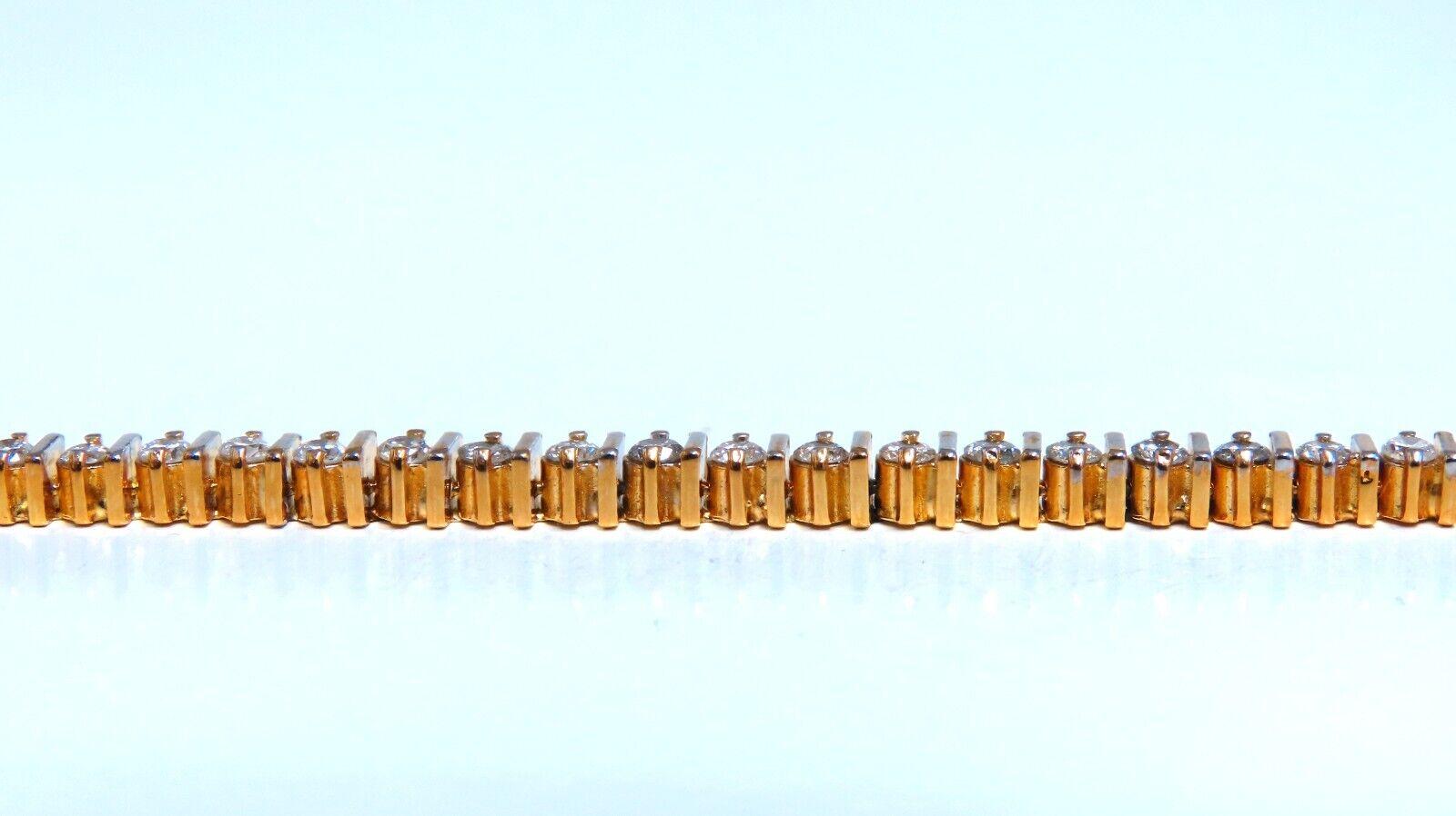 2.02ct. Bracelet tennis classique en or jaune 14 carats avec barre de diamants ronds naturels Neuf - En vente à New York, NY