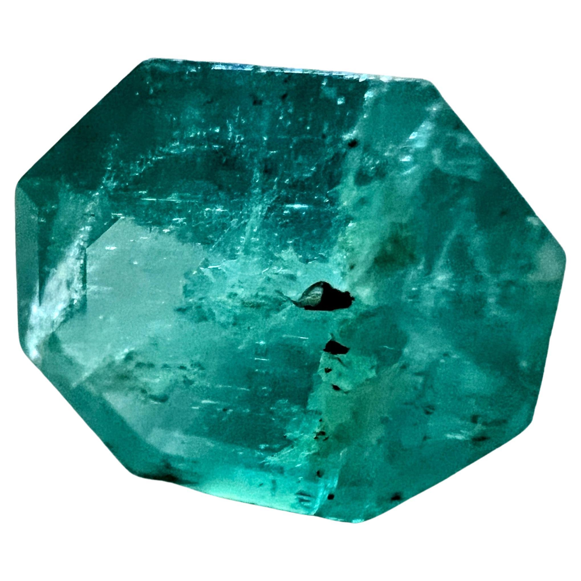 2,02ct Gema de Esmeralda natural no tratada NO ACEITE de talla octogonal en venta