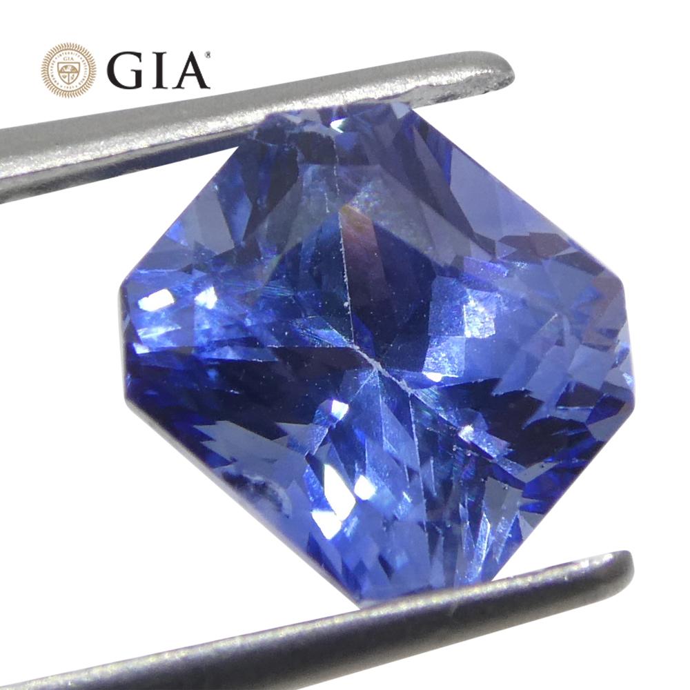 2.02ct Octagonal/Emerald Cut Blue Sapphire GIA Certified Sri Lanka   In New Condition For Sale In Toronto, Ontario
