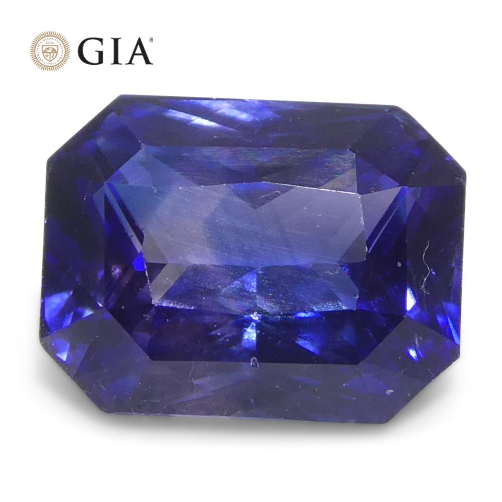 2.02ct Octagonal/Emerald Cut Purple and Blue Parti Sapphire GIA Certified (en anglais) Unisexe en vente
