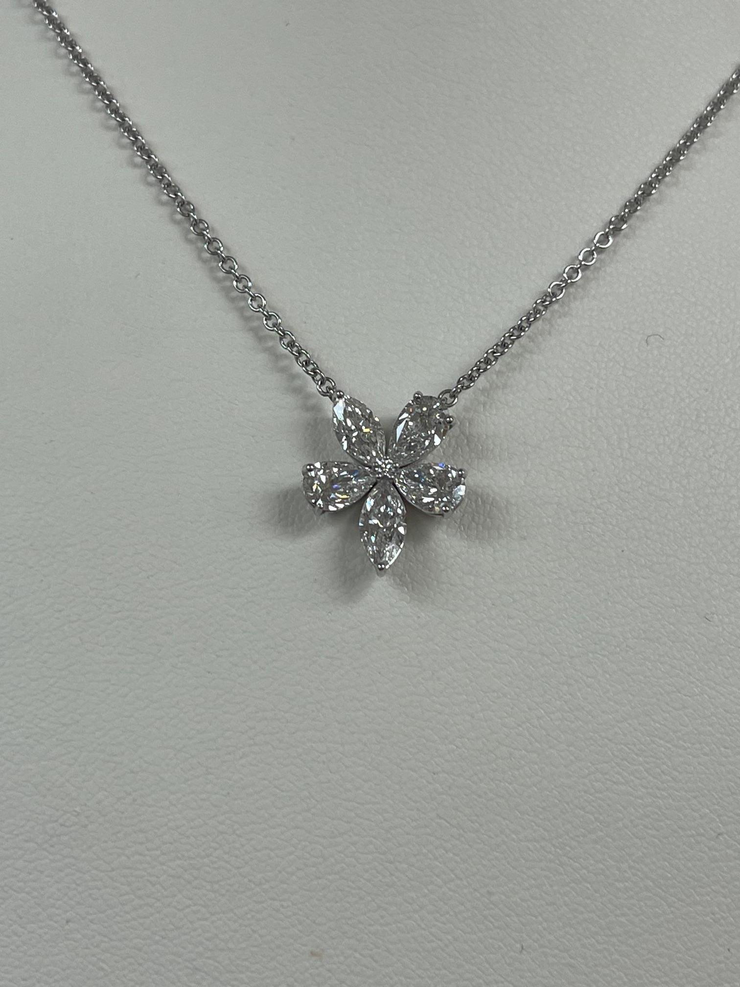 Ciondolo con diamante Marquise e Pear da 2,02 CTW in oro bianco 14K. in vendita 3