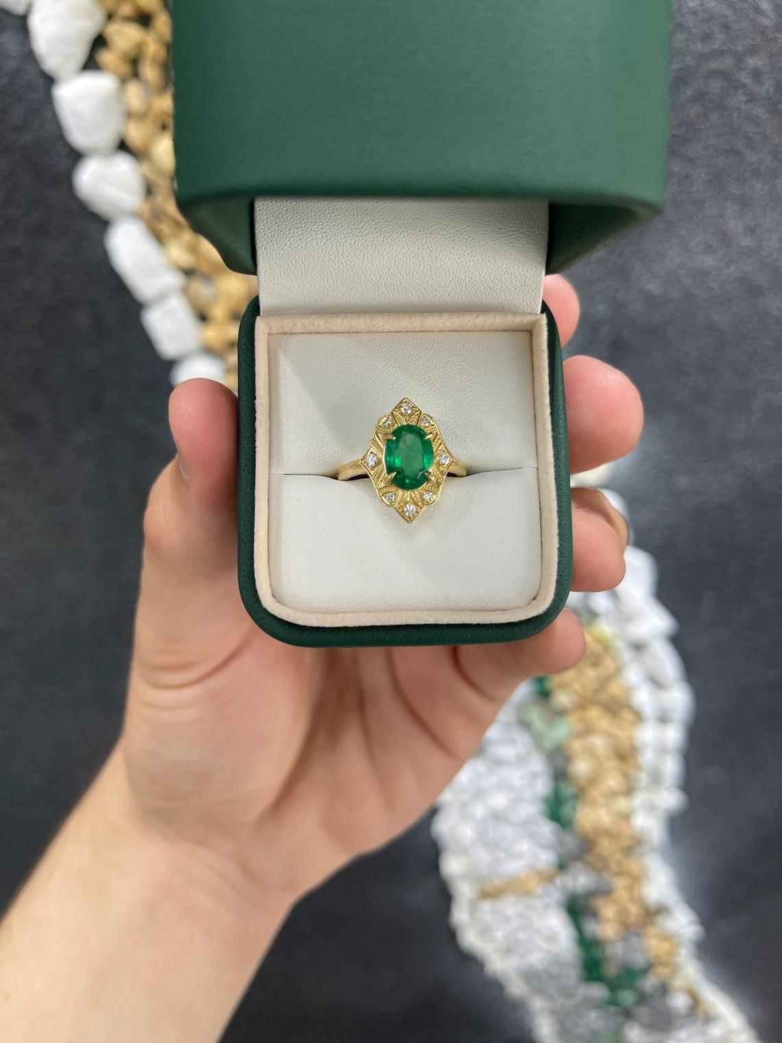 AAA+ real 2.02tcw Emerald-Oval Cut & Diamond Accent Vintage 18K Gold Ring Gift In New Condition For Sale In Jupiter, FL