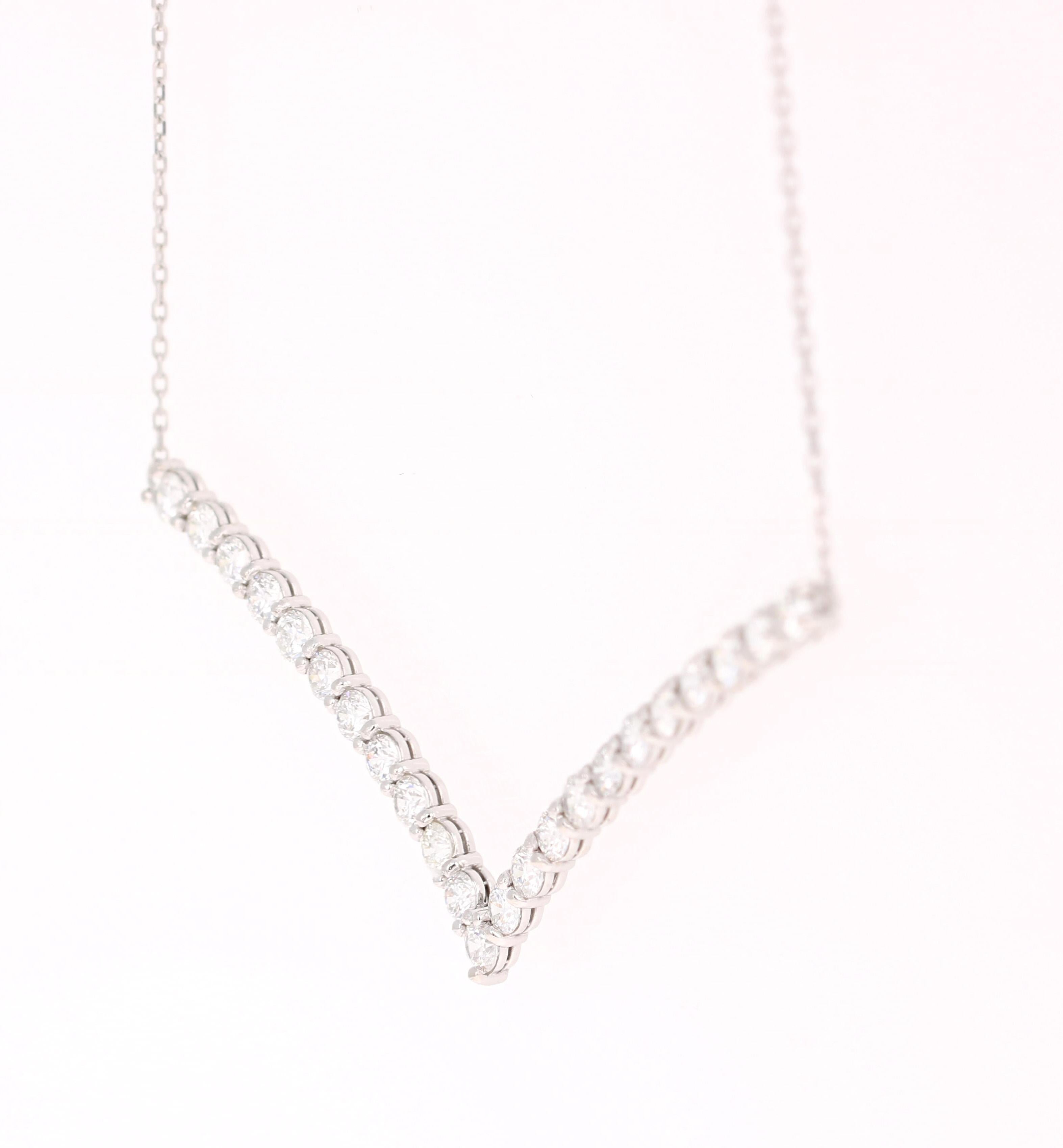 Contemporary 2.03 Carat Diamond Chain Necklace 14 Karat White Gold