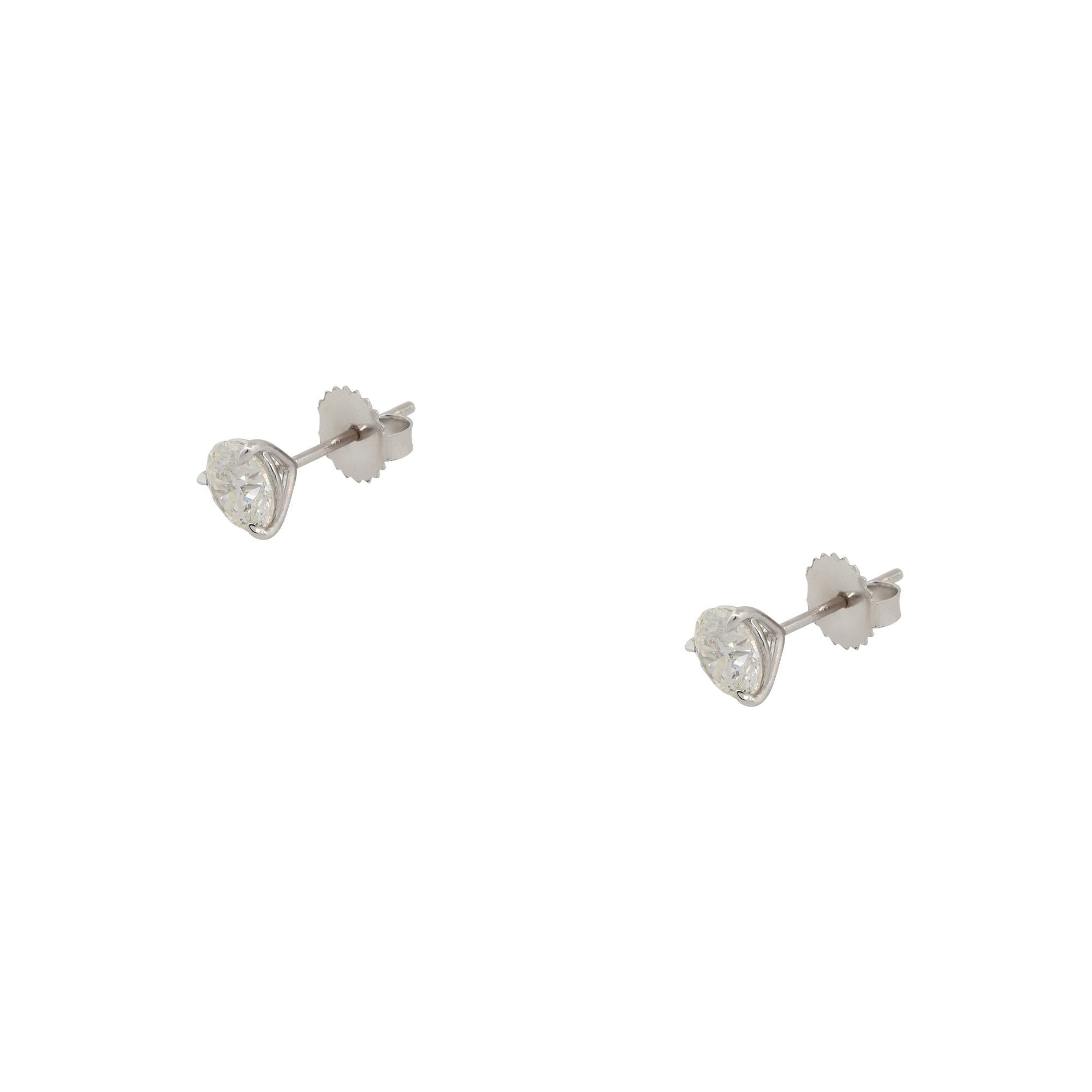 Material: 14k White Gold
Diamond Details: Approx. 2.03ctw. of Diamonds. Diamonds are G/H in color and SI2 in clarity
Earring Backs: Friction Backs
Additional Details: This item comes with a presentation box!
SKU: A30315208