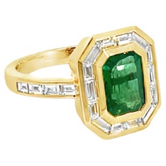 Anello con smeraldo e diamante da 2,03 carati