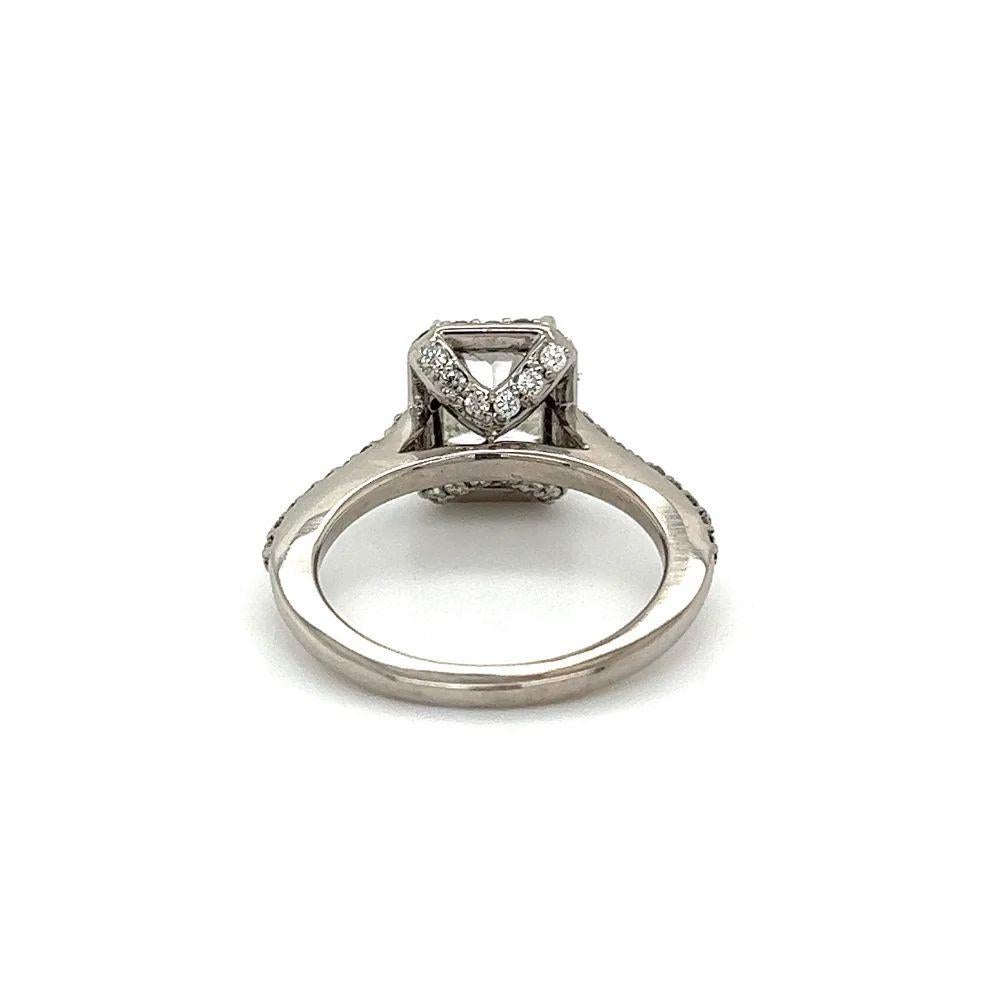 2.03 Carat Radiant Cut Diamond GIA Vintage Solitaire Gold Ring Fine Jewelry Excellent état - En vente à Montreal, QC