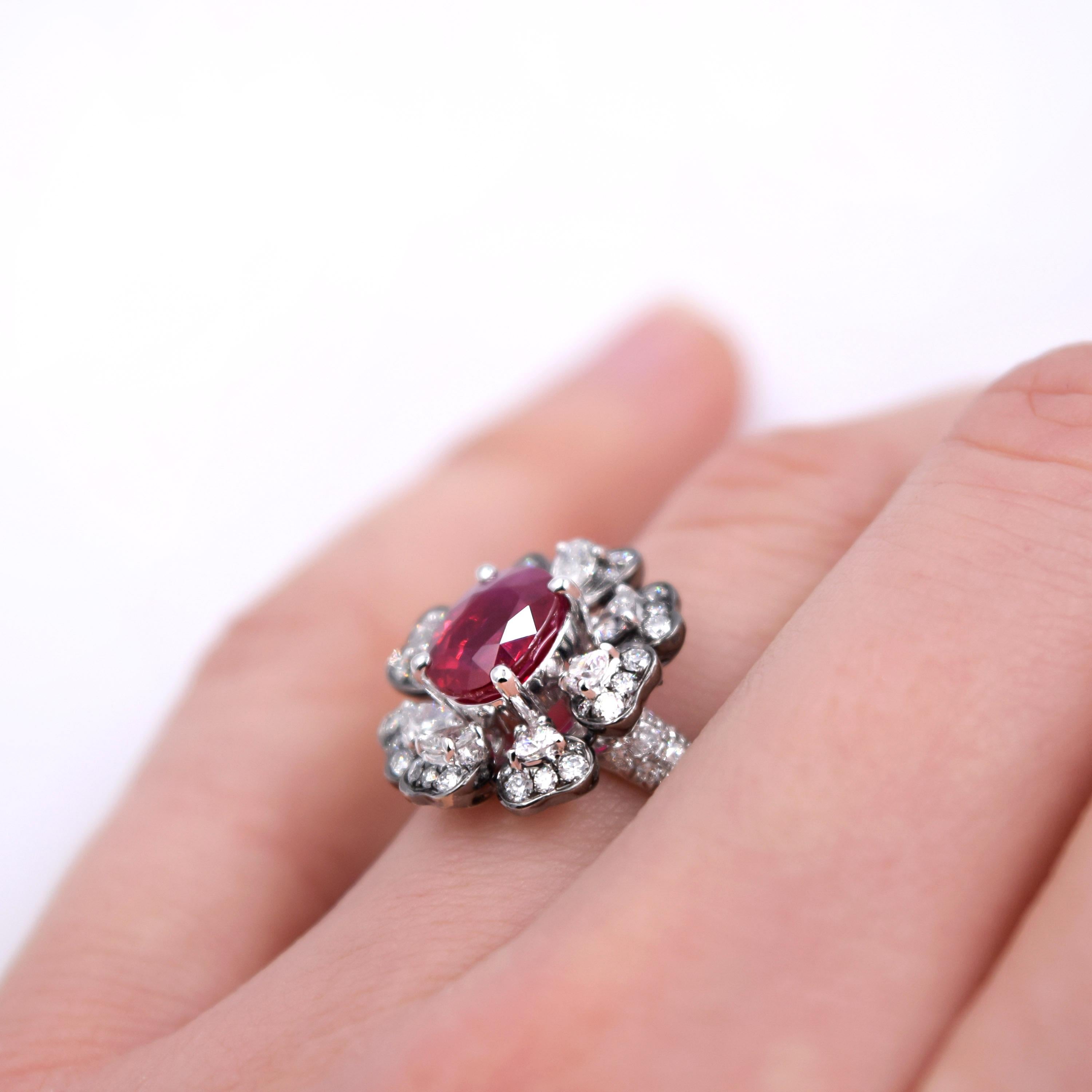 2.03 Carat Ruby and 1.08 Carat White Diamond Cocktail Ring in 18K Palladium Gold For Sale 4
