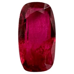 Rubino del Mozambico non riscaldato da 2,03 carati di provenienza etica