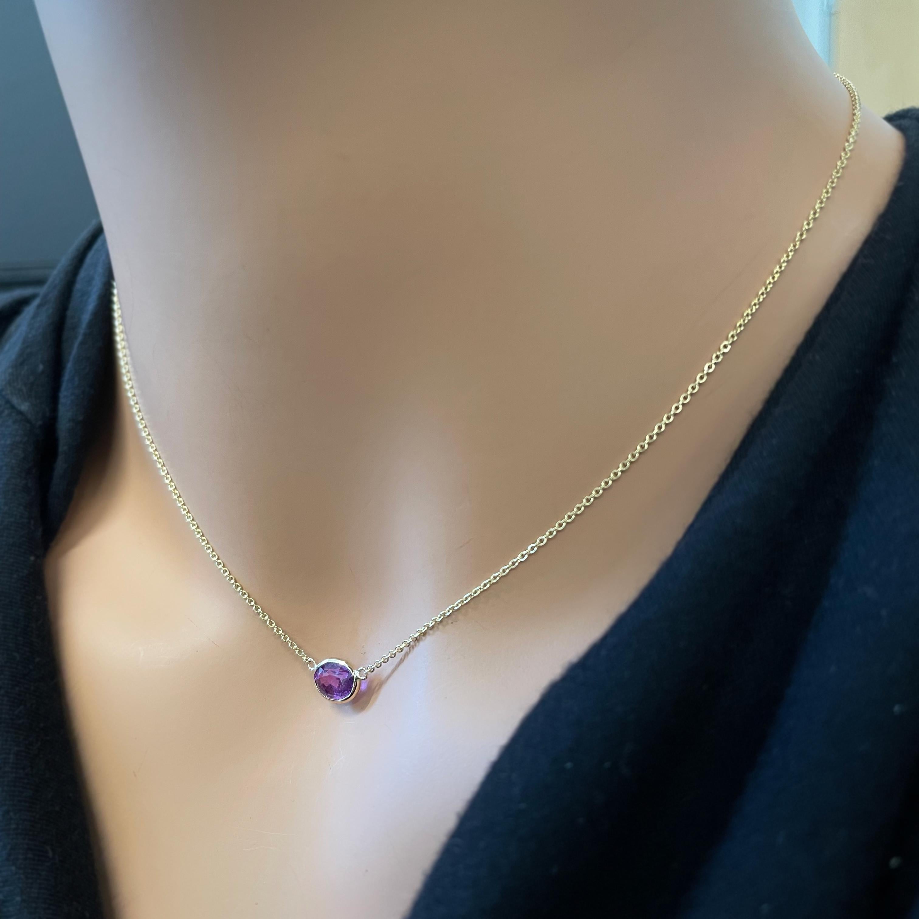 Contemporary 2.03 Carat Violet Sapphire Oval Cut Fashion Necklaces In 14K Yellow Gold  For Sale