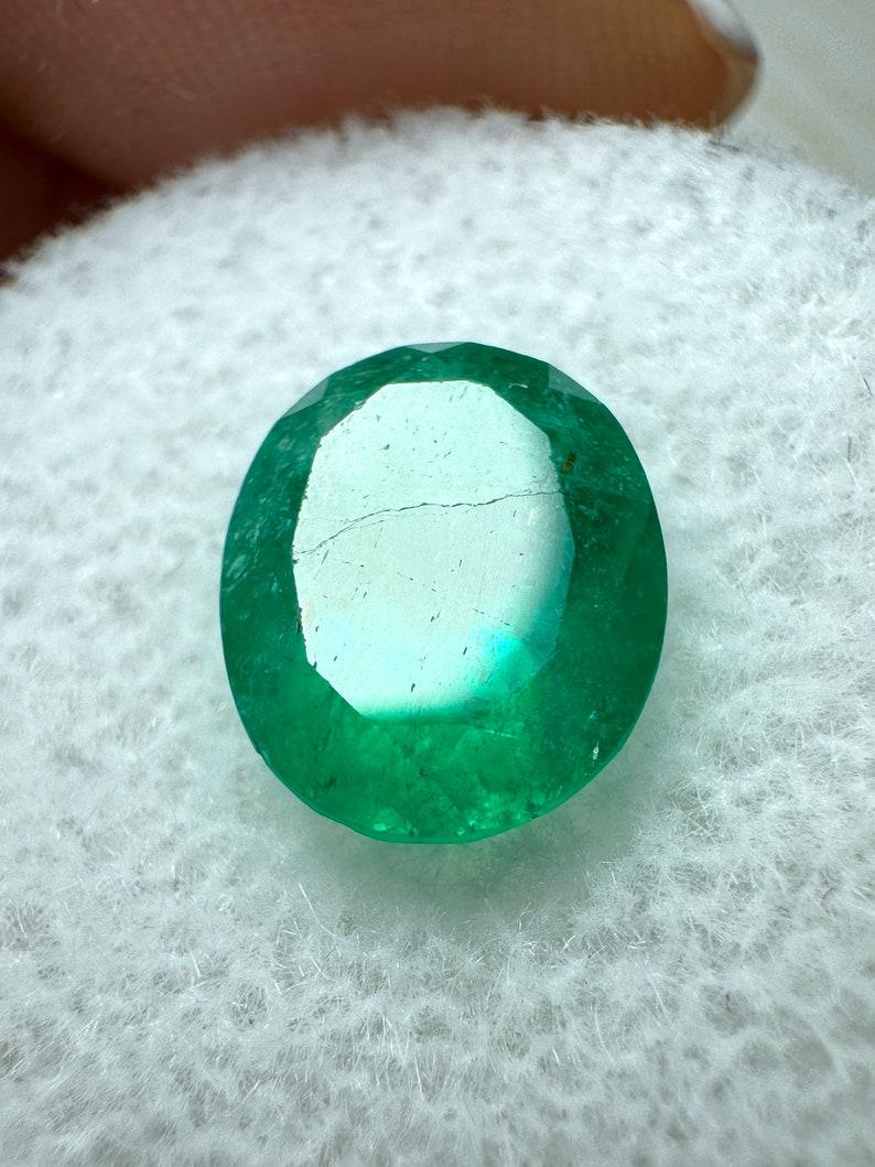 Moderno 2,03 Ct 9x8 Smeraldo ovale colombiano verde scuro sciolto in vendita