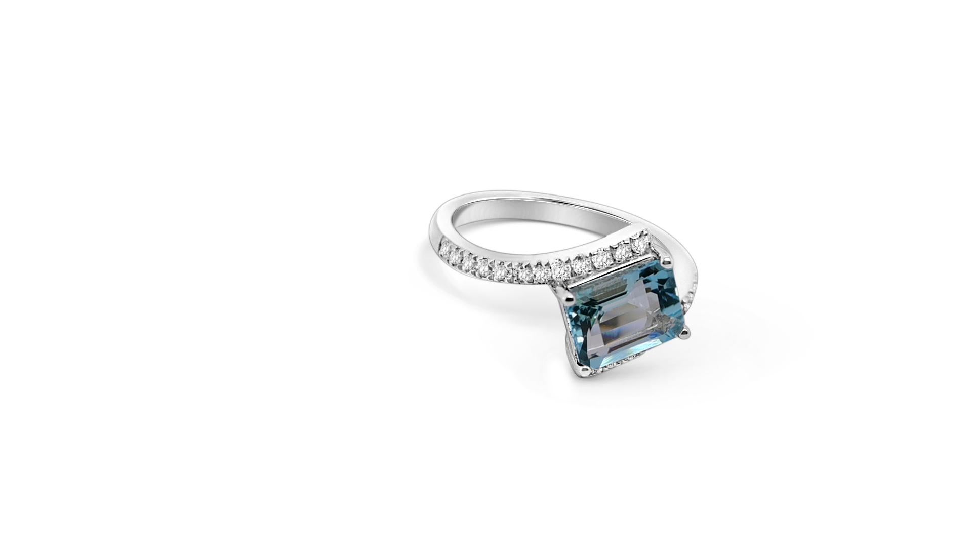 Round Cut Emerald Cut Aquamarine Fashion Ring In 925 Solid Sterling Silver(9x7)Bridal Gift For Sale