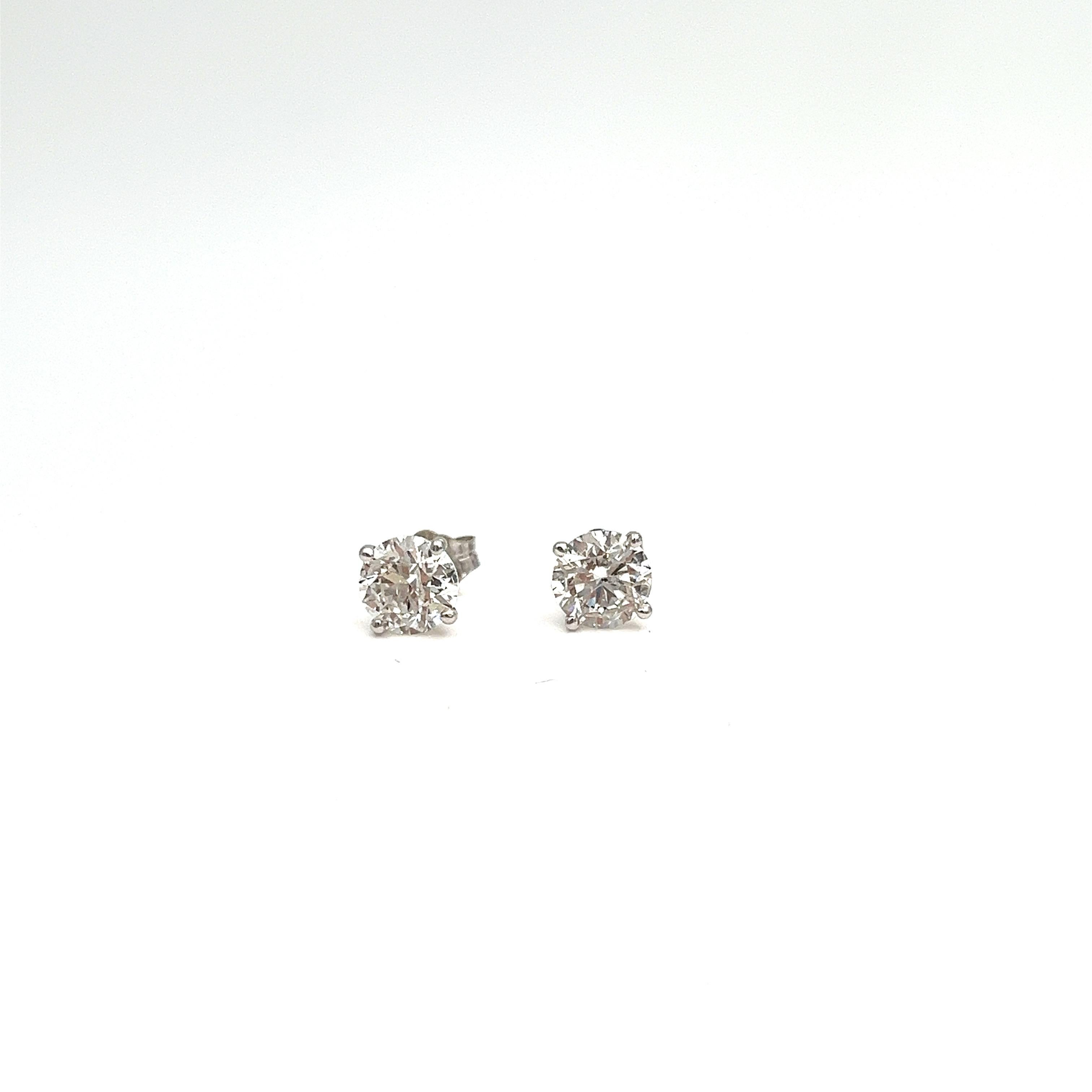 Round Cut 2.03 ct Diamond Stud Earrings  For Sale