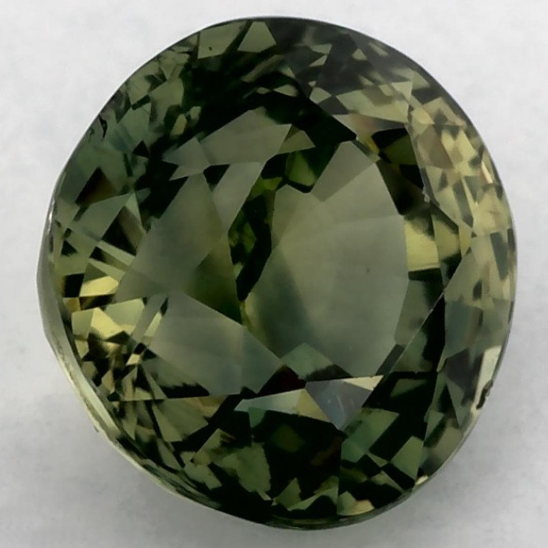 Ce saphir vert naturel offre élégance et sophistication. Avec sa riche saturation de couleurs et sa coupe précise, il constitue la pièce maîtresse parfaite pour une bague de fiançailles ou une conception de bijoux de luxe.

Ce saphir provient du Sri