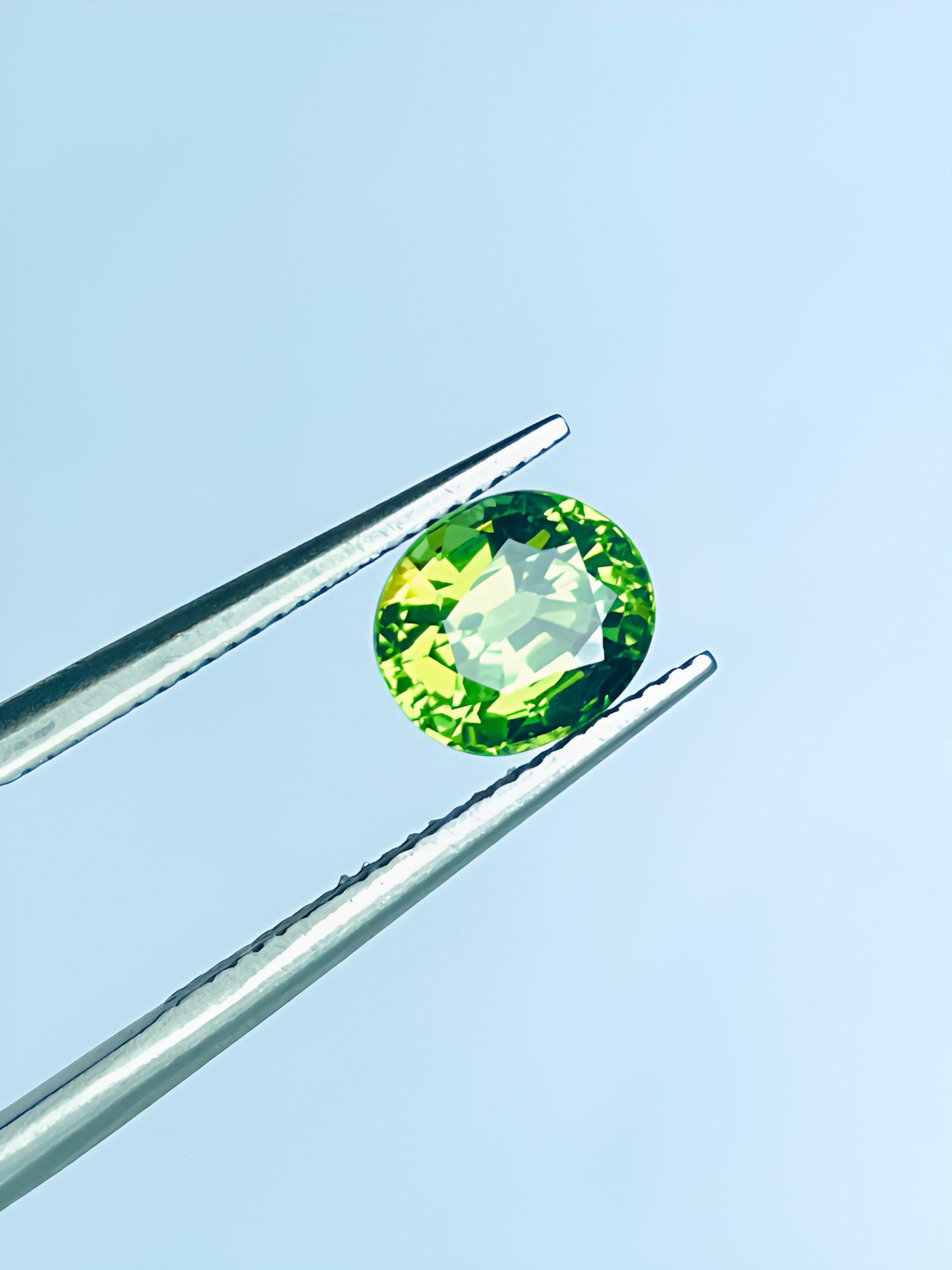 Women's or Men's 2.03 Ct ICA certified Natural alexandrite Green color full transparent For Sale