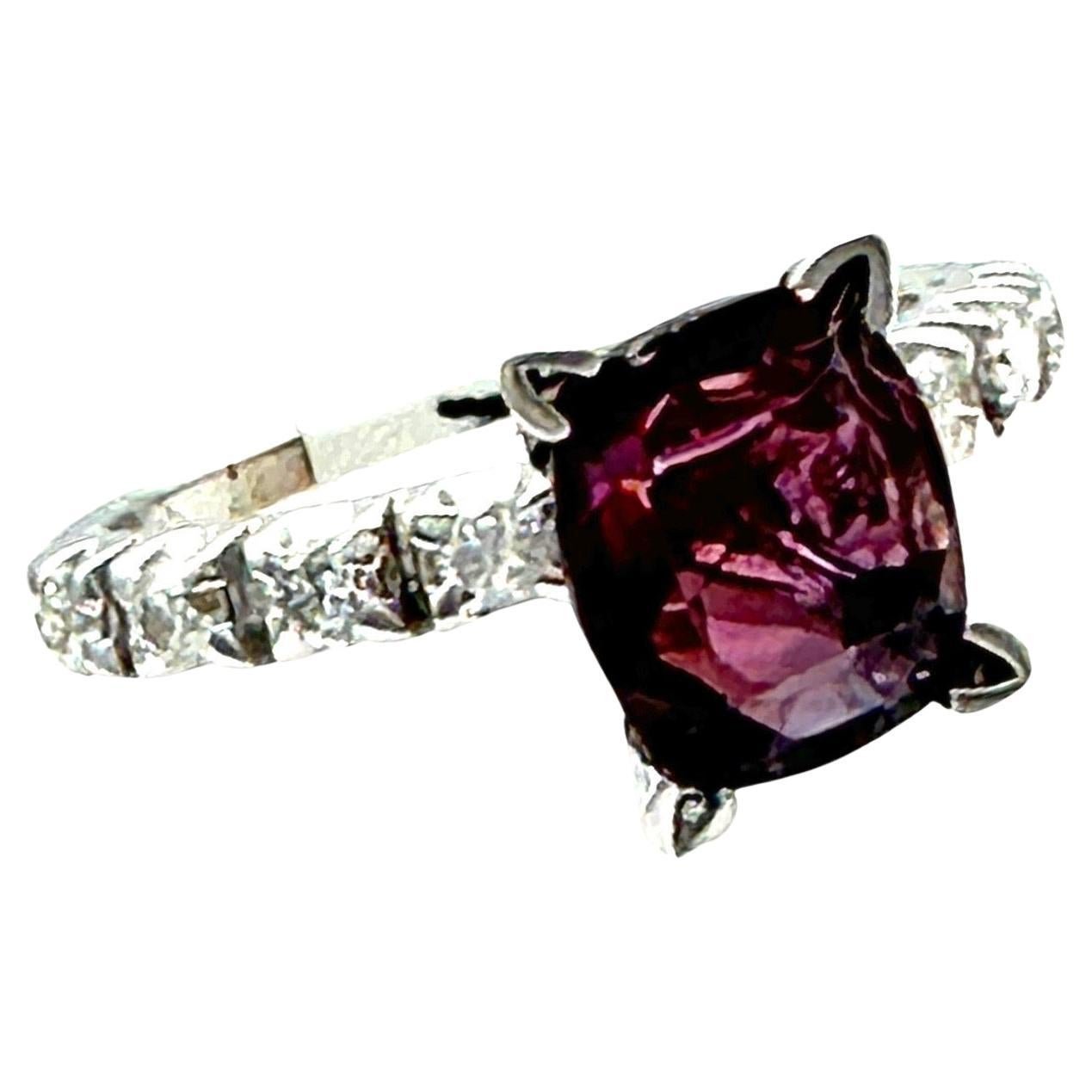2.03 Ct Reddish Purple Sapphire and Diamond Ring For Sale