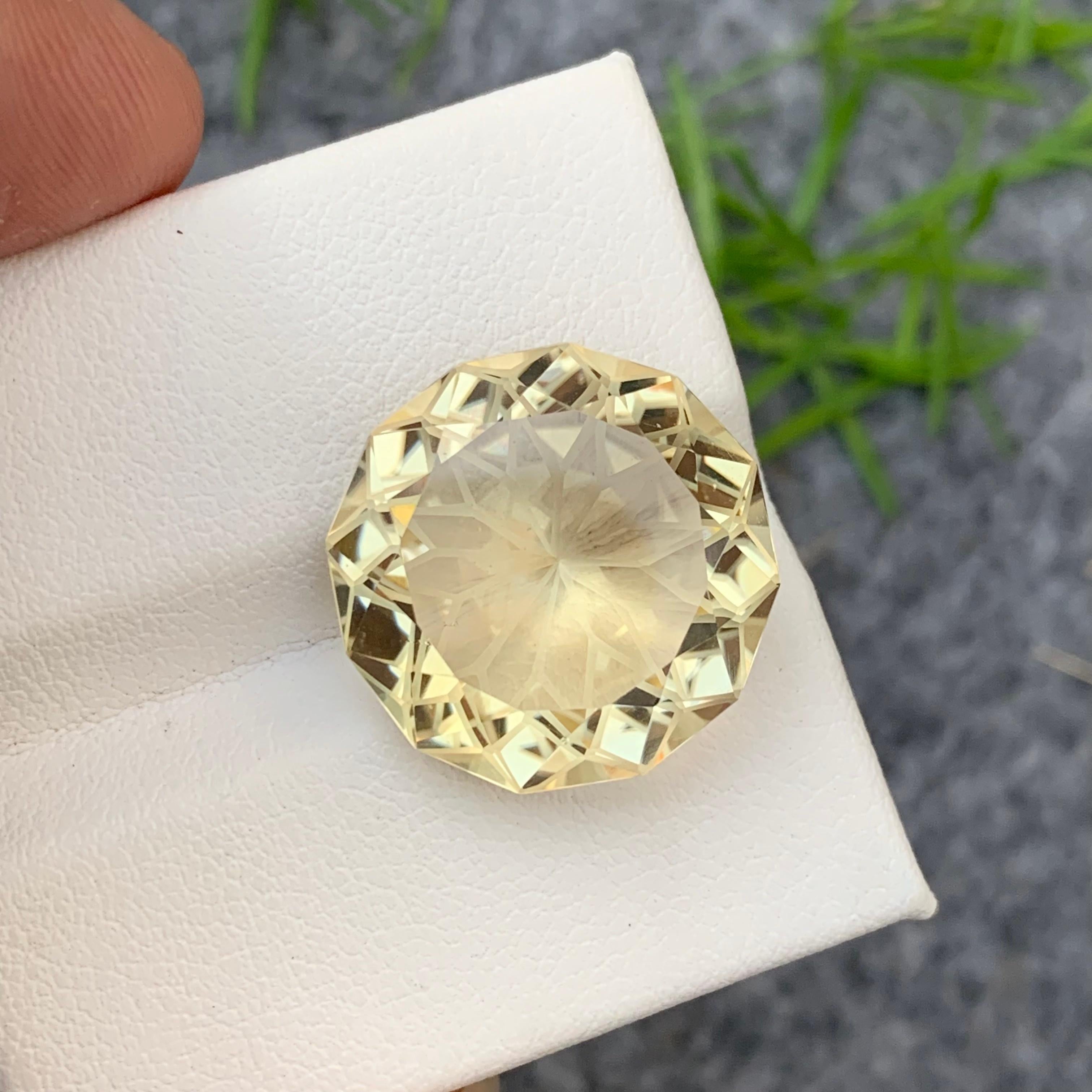20.30 Carats Natural Loose Lime Yellow Citrine Round Cut for Necklace Jewelry For Sale 4