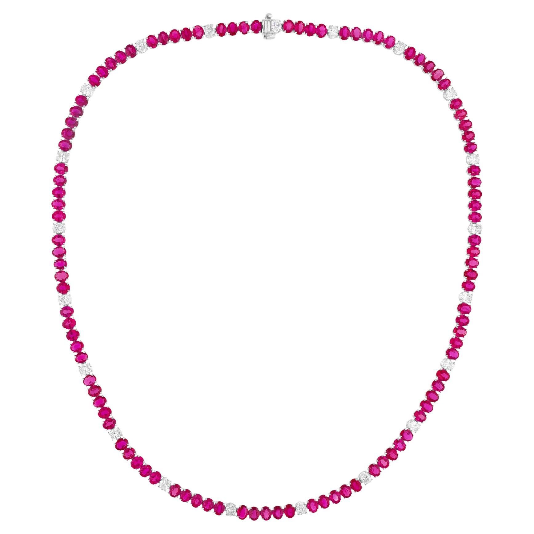 20.32 Quilates Rubí Piedra Preciosa Cadena 3.25 Quilates Diamante Collar 14 Kilates Oro Blanco en venta