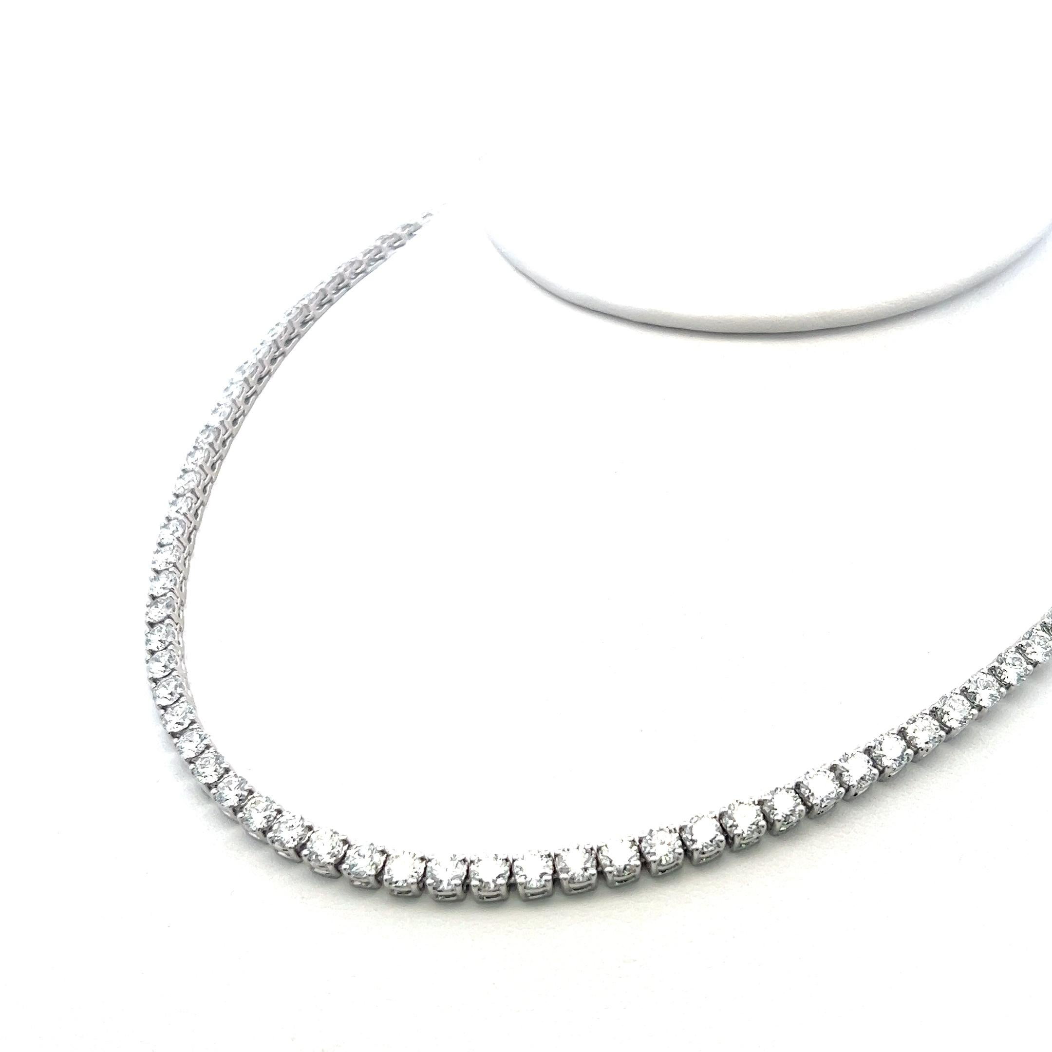 Titre :
20.33 Carat Round Brilliant G VS Diamond 14 Karat White Gold Riviera Necklace
Le style :
Riviera
Métal :
Or blanc 14 carats
Pierre précieuse 1 :
Diamant de 20,33 carats
Nombre de pierres :
94
Couleur :
G
La clarté :
VS
Forme :
Brillant