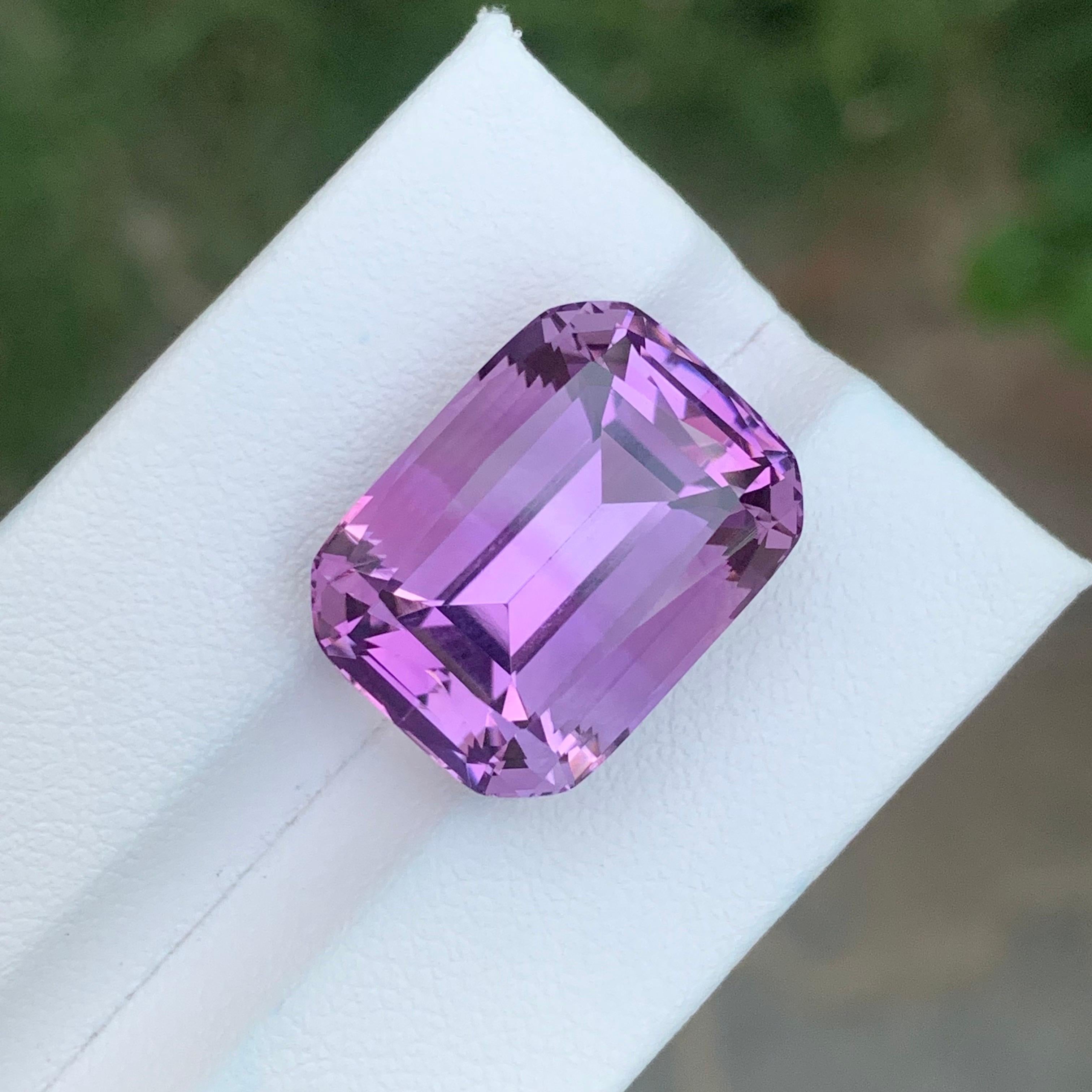 Cushion Cut 20.35 Carat Natural Loose Amethyst Cushion Shape Gemstone For Sale