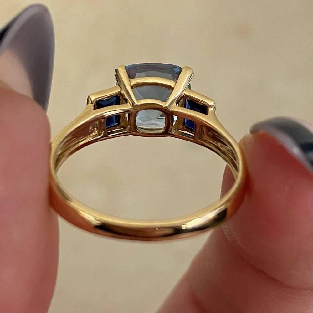 2.03ct Cushion Cut Aquamarine Engagement Ring, Yellow Gold For Sale 6