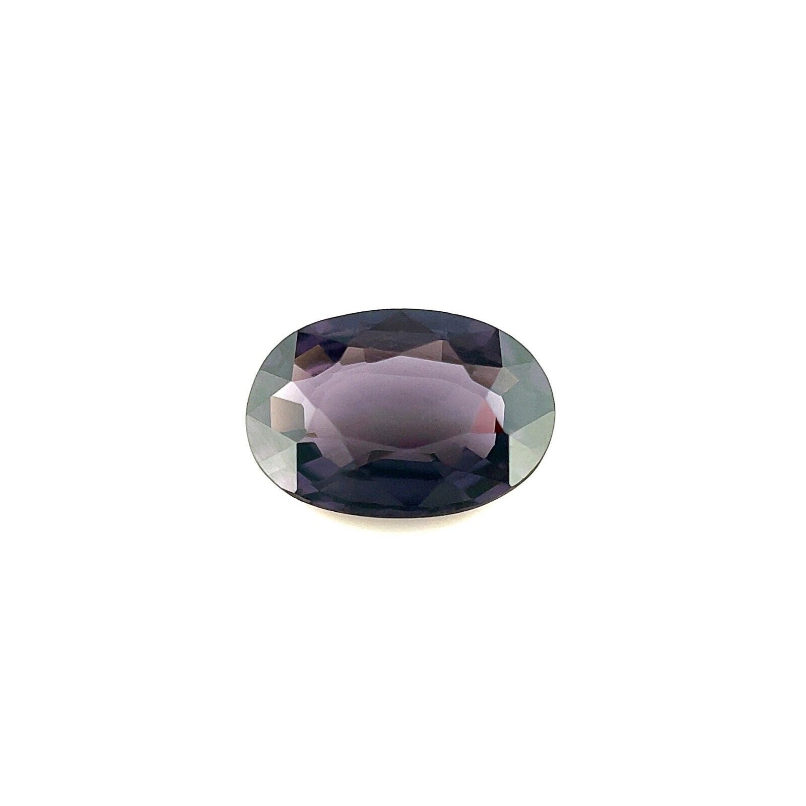 Pierre précieuse rare non sertie, spinelle naturelle ovale violet profond de 2,03 carats