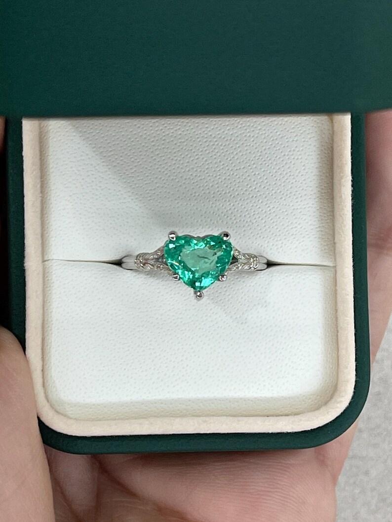 Women's 2.03ct Platinum Heart Cut Emerald Solitaire Ring - Mint Green Floral Prong Set For Sale