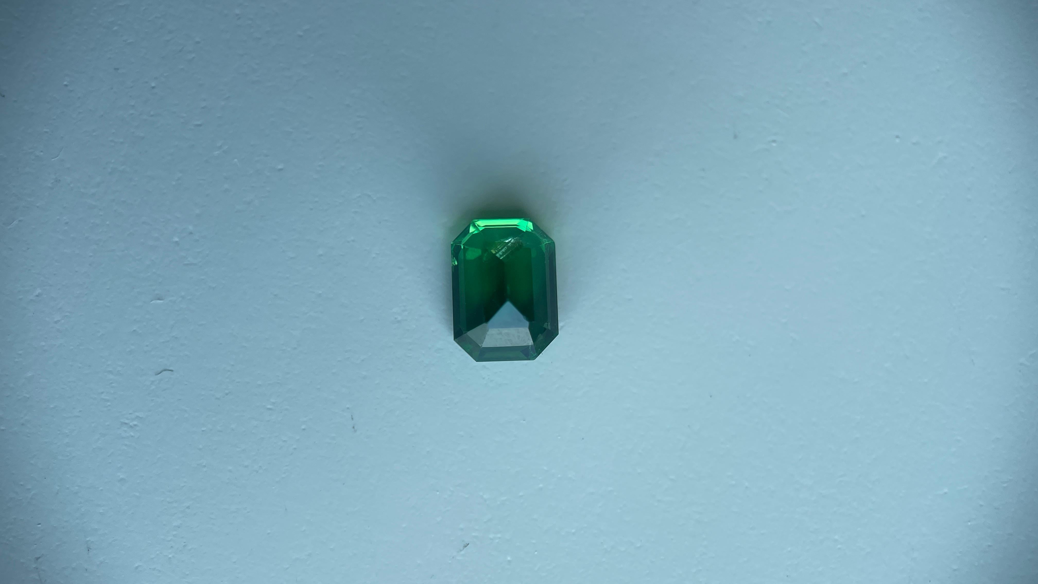 2,03Ct Tsavorite Garnet- Verde vibrante/verde elettrico di qualità superiore In condizioni Nuovo in vendita a Singapore, SG