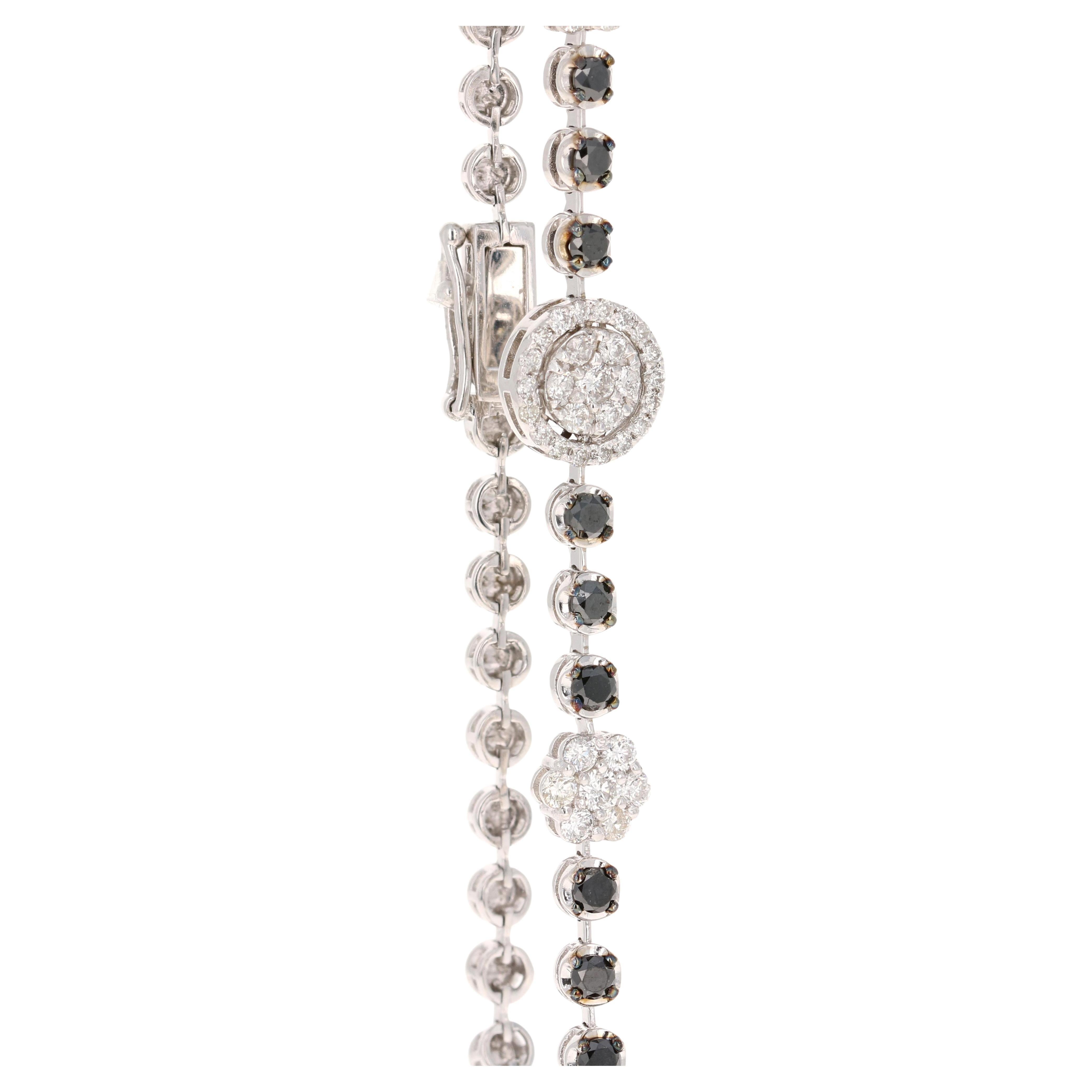 Bracelet en or blanc 14 carats avec diamants noirs de 2,04 carats et diamants blancs en vente