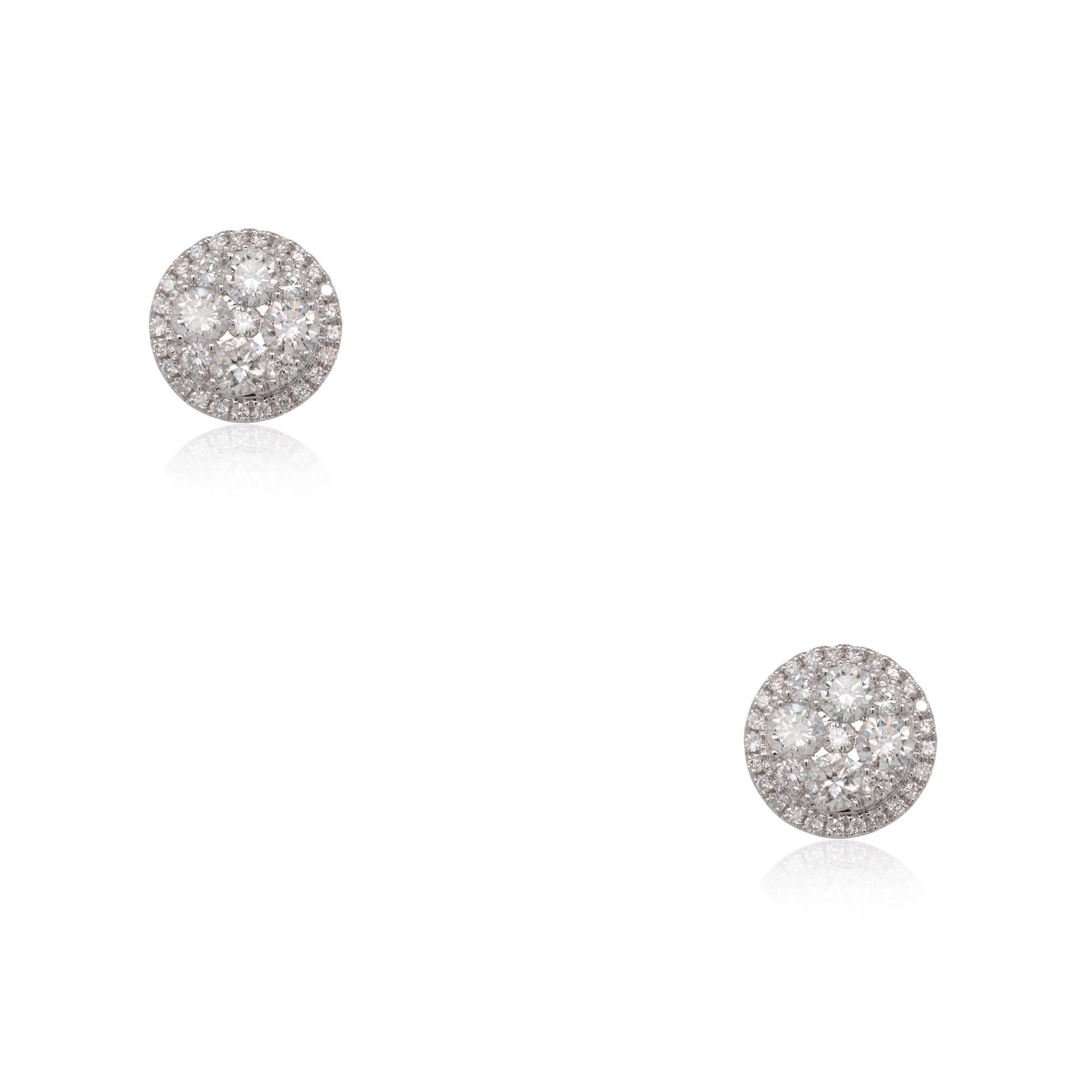 2,04 Karat Diamant Pave Runde Ohrstecker 18 Karat auf Lager im Angebot 1
