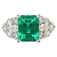 2.04 Carat GIA Emerald and Diamond Platinum Ring Estate Fine Jewelry