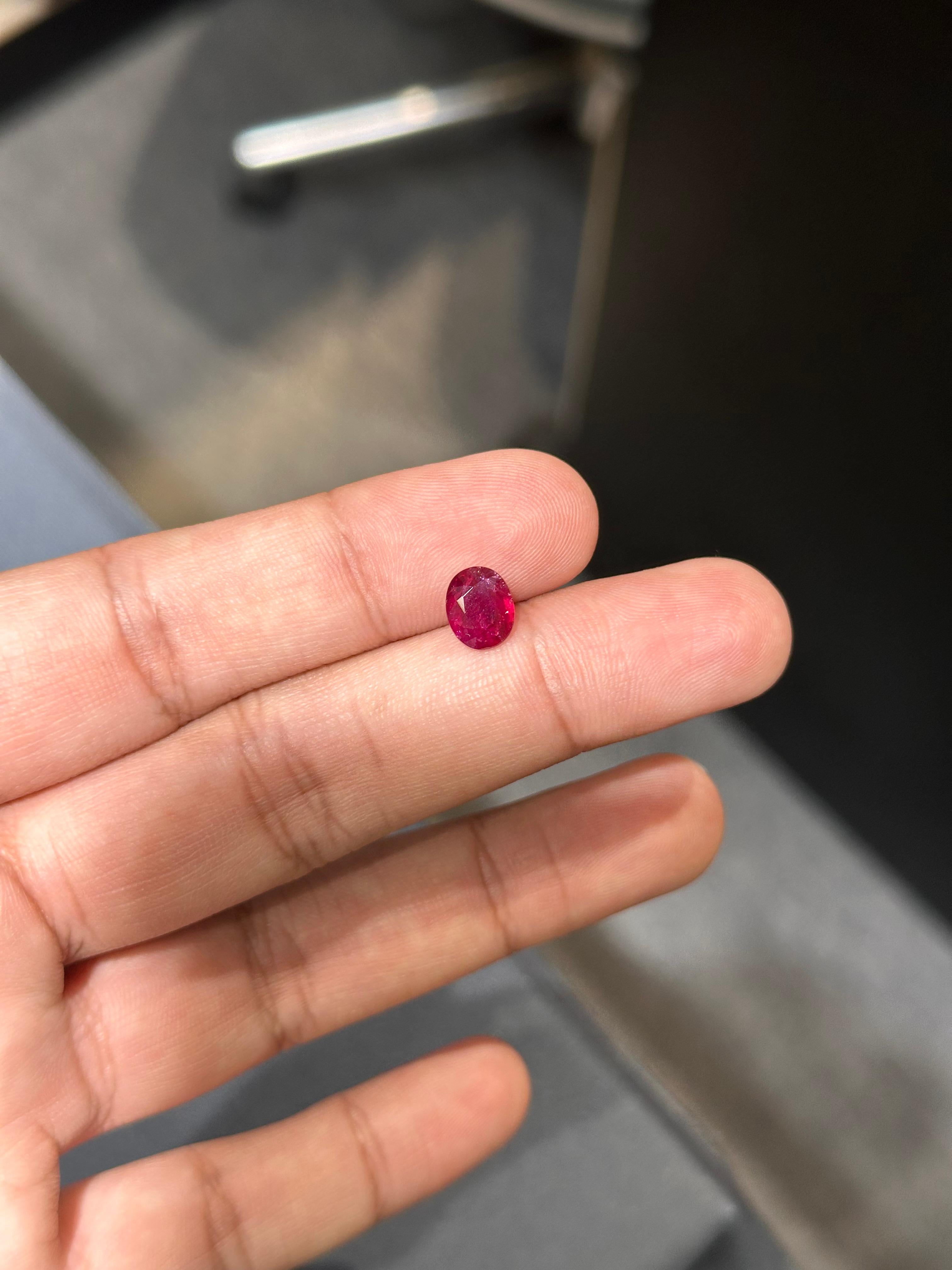 2.04 Carat No-Heat Mozambique Ruby en Nuevo estado para la venta en Bangkok, TH