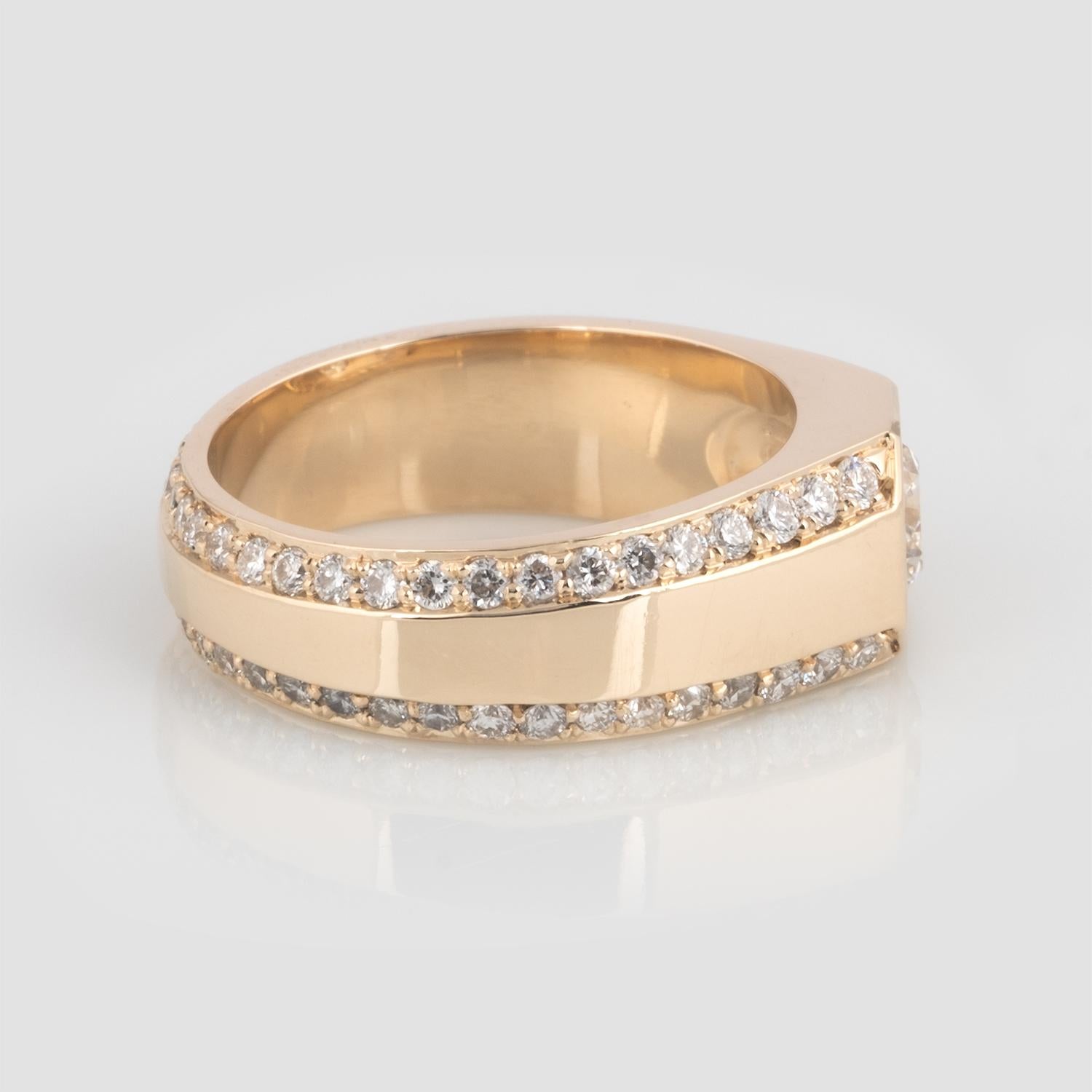 2.04 Carat Reclaimed Diamond Men's Yellow Gold Signet Ring For Sale 5