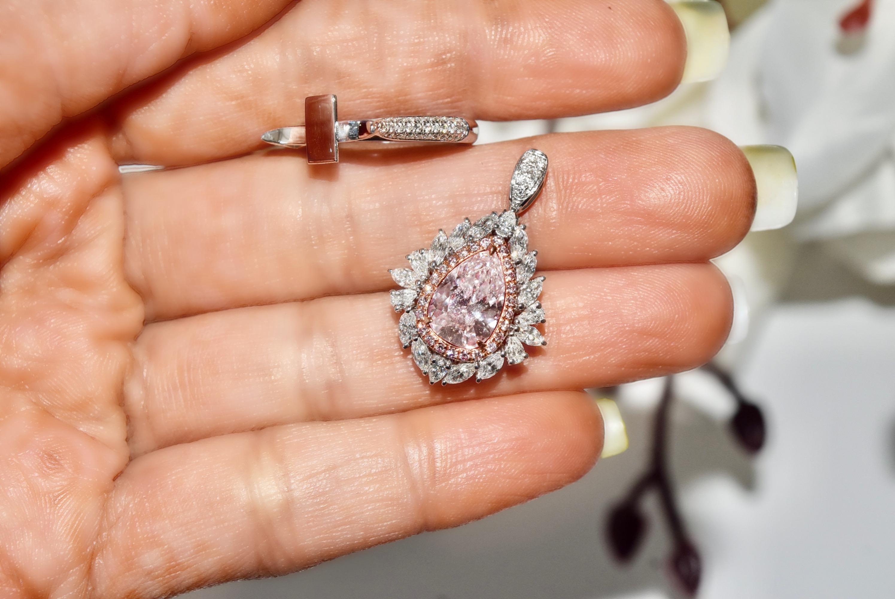 2.04 Carat Very Light Pink Diamond Ring & Pendant Convertible CGL Certified In New Condition For Sale In Kowloon, HK