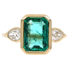2.04 ct emerald and antique old pear cut diamond ring, GIA certified