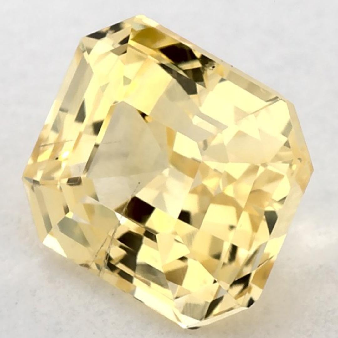Ce saphir jaune naturel offre élégance et sophistication. Avec sa riche saturation des couleurs et sa coupe précise, il constitue la pièce maîtresse parfaite pour une bague de fiançailles ou une conception de bijoux de luxe.

Ce saphir provient du