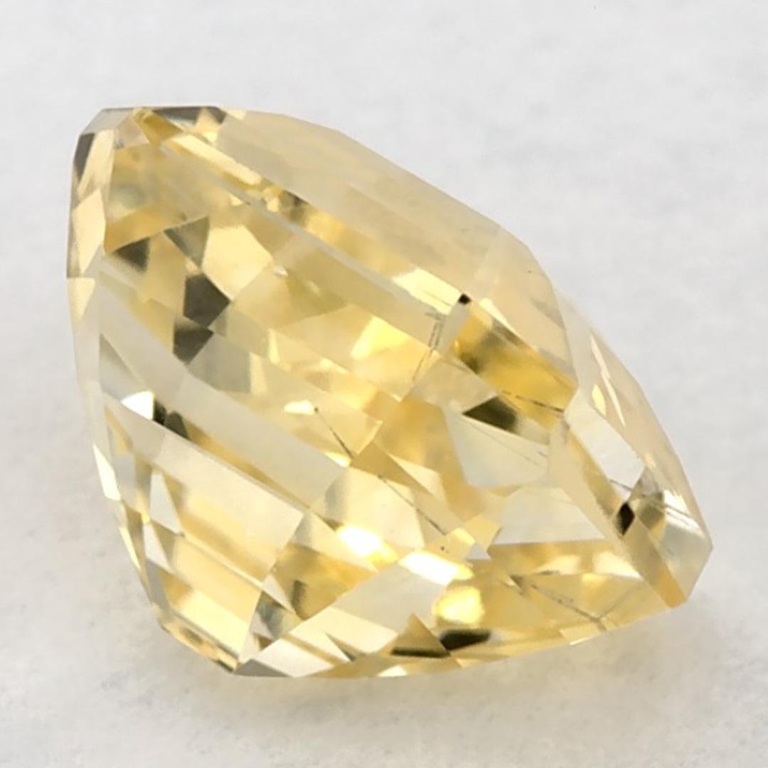 2.04 Ct Yellow Sapphire Octagon Loose Gemstone (pierre précieuse en vrac) en vente 2
