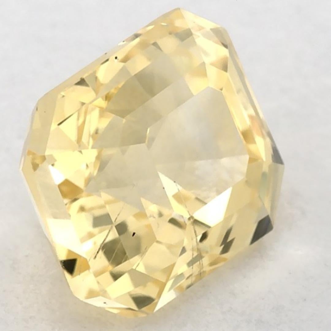 2.04 Ct Yellow Sapphire Octagon Loose Gemstone (pierre précieuse en vrac) en vente 3