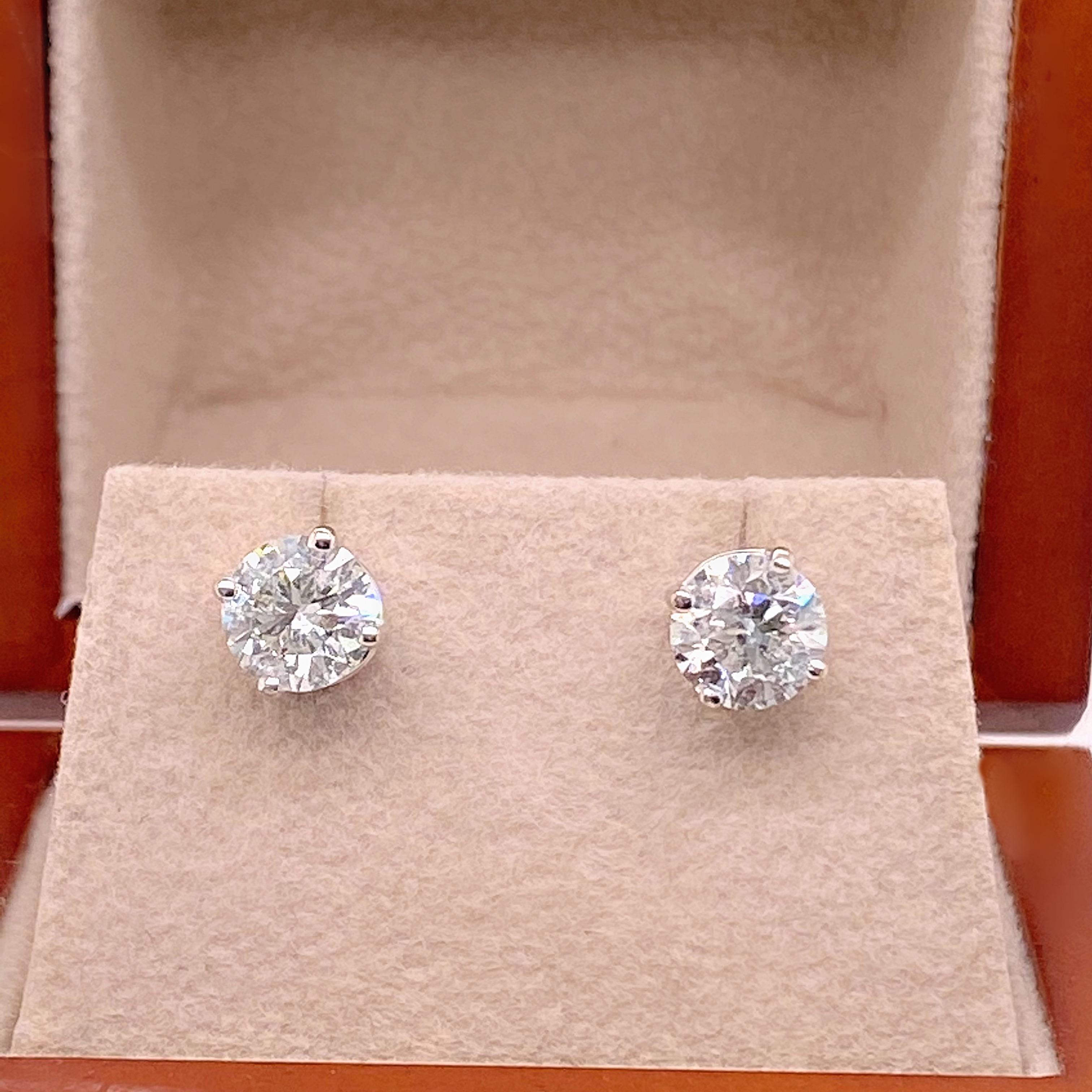 Women's or Men's 2.04 Carat Round Brilliant Diamond Stud Earrings 14 Karat White Gold For Sale