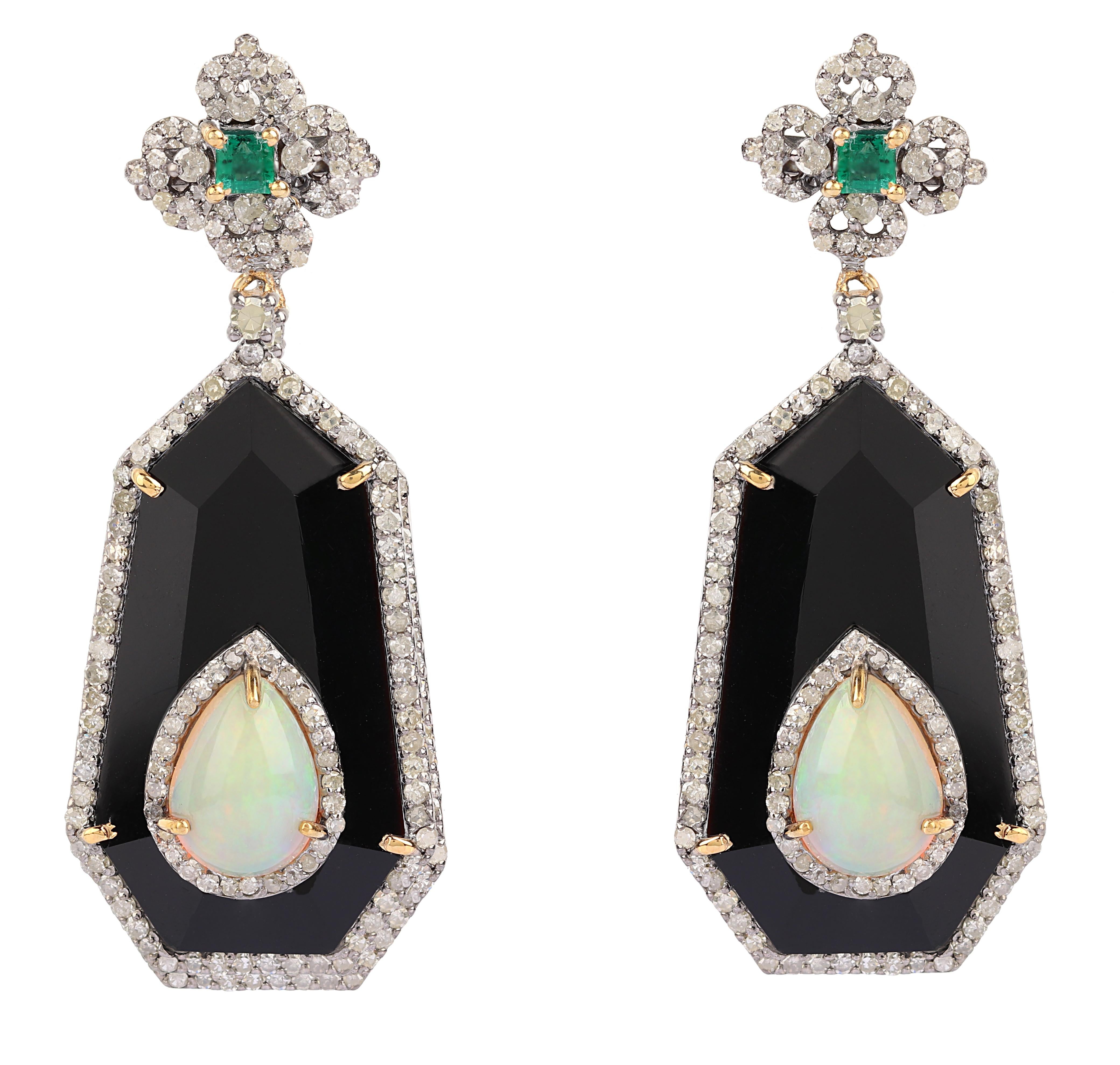 20.41 Carats Diamond, Emerald, Opal, and Onyx Drop Earrings in Art-Deco Style For Sale 1