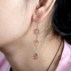 Boucles d'oreilles pendantes longues en or 14 carats, ornées de diamants et de tourmalines multicolores taillées, 20,42 carats