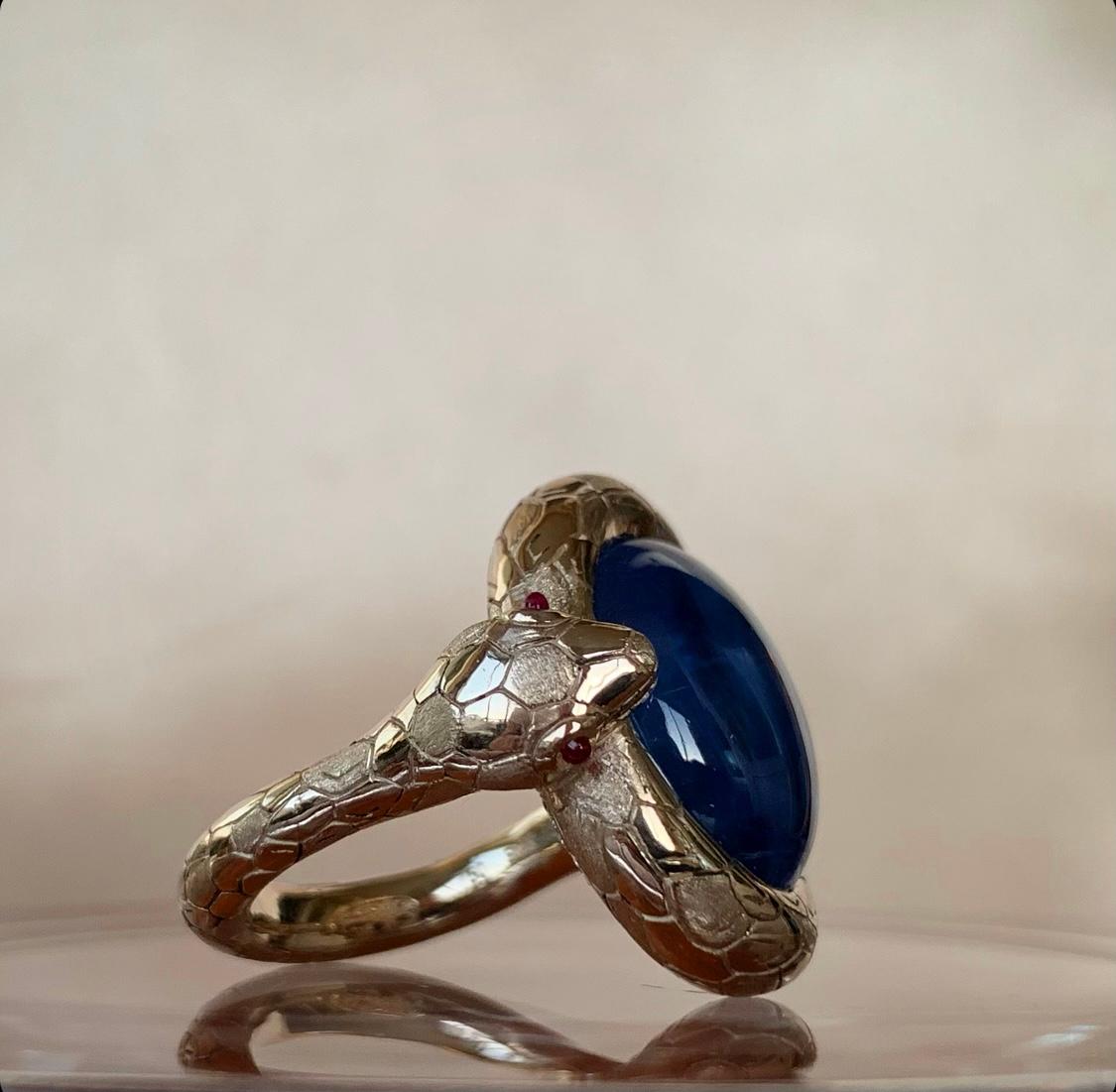 20.43 Carat Sapphire Ring For Sale 2