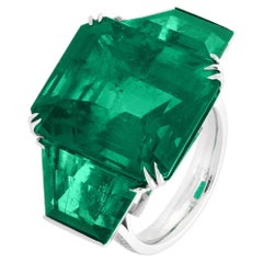 20.44 Carat Emerald Diamond Ring 18K Gold Grand Palais Radiance