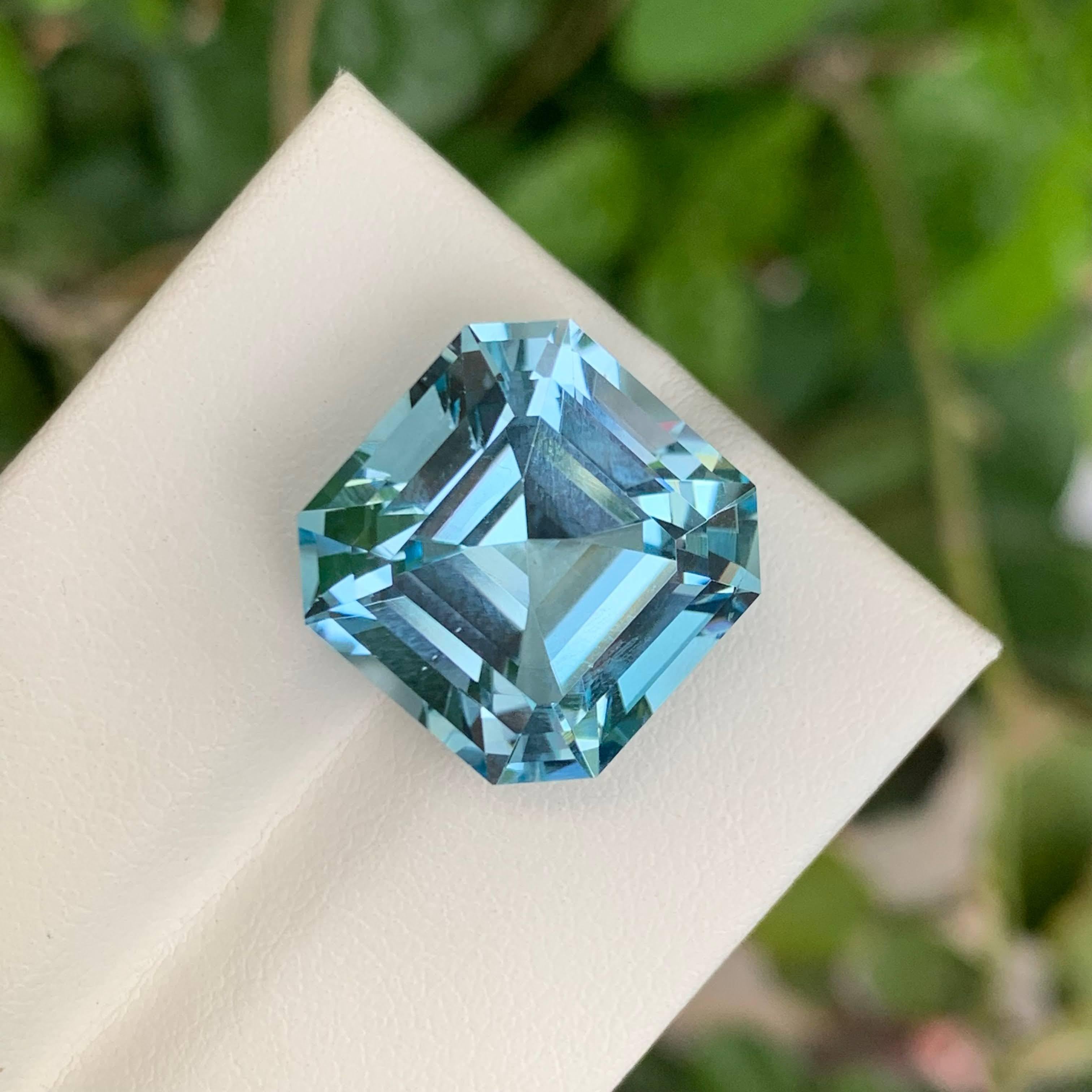 20,45 Carati di Topazio Blu Svizzero Naturale Sciolto Taglio Asscher Gemma del Madagascar in vendita 1