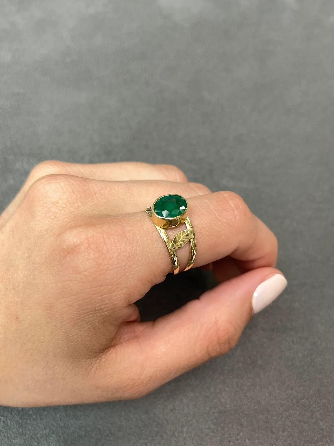 2.04ct 14K Colombian Emerald-Oval Cut Bezel Set Solitaire Floral Gold Ring In New Condition For Sale In Jupiter, FL