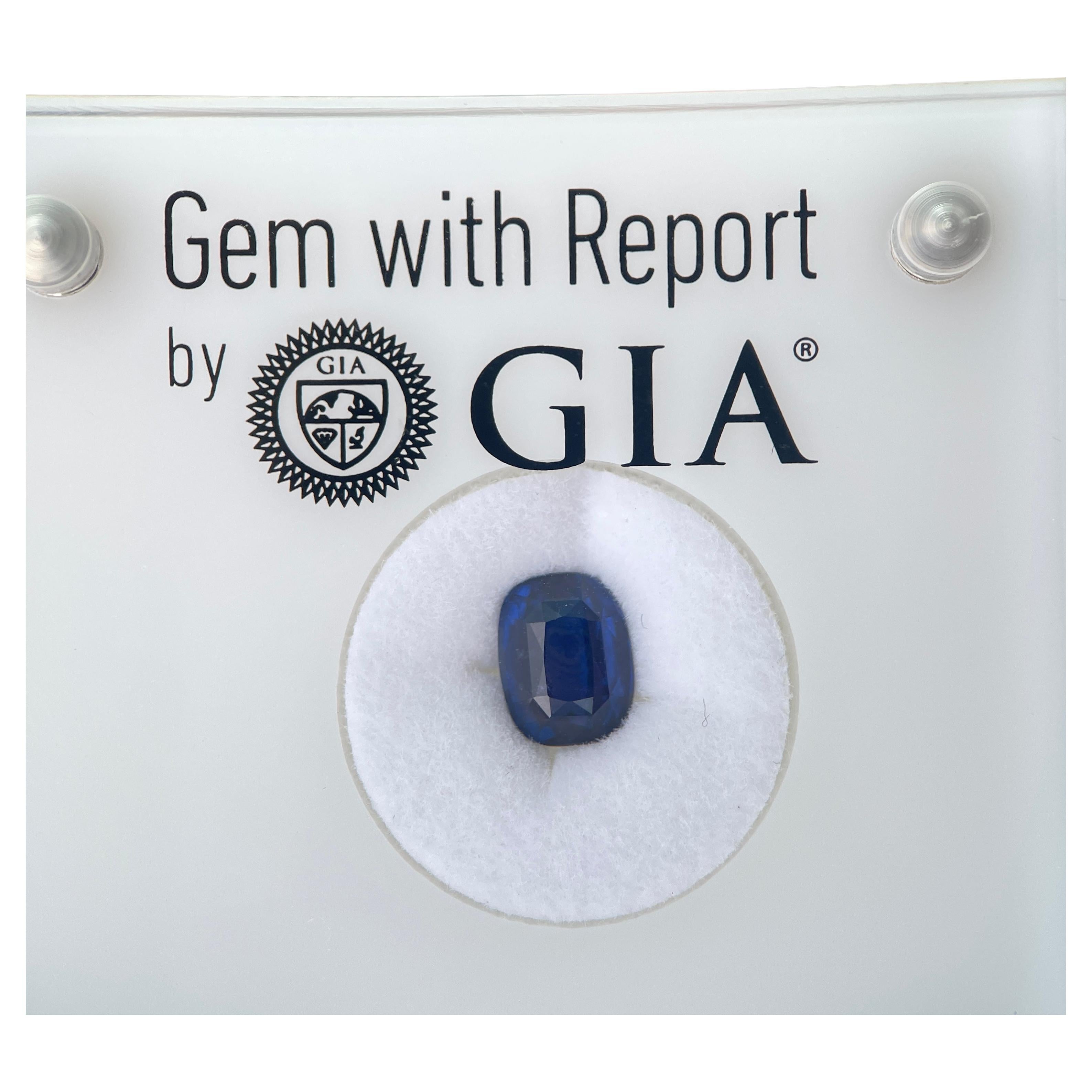 2.04Ct Burmese Unheated Blue Sapphire – GIA Certified (7.69x6.03x4.5 mm) For Sale