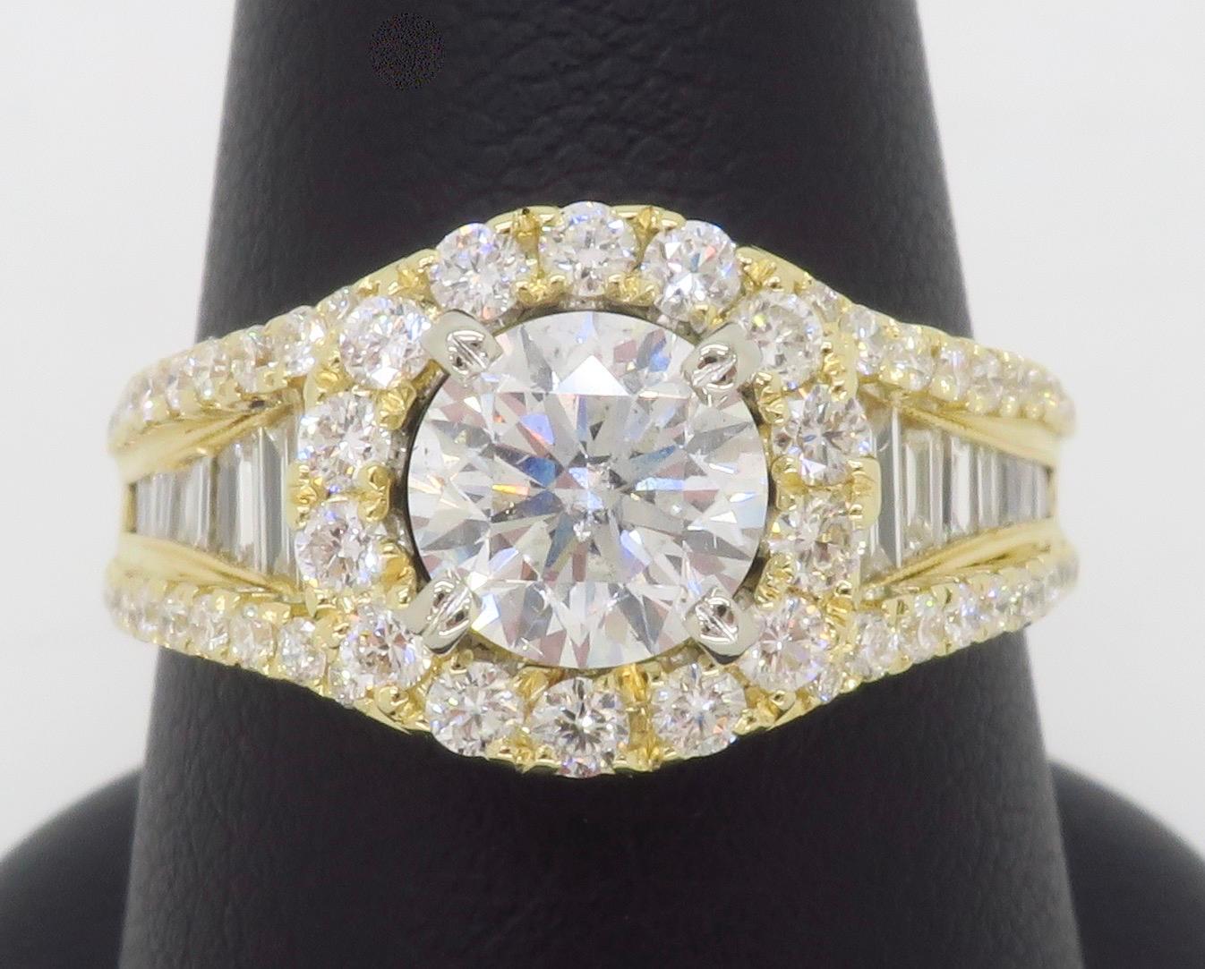 2.04CTW Diamond Engagement Ring in 14k Yellow Gold For Sale 7